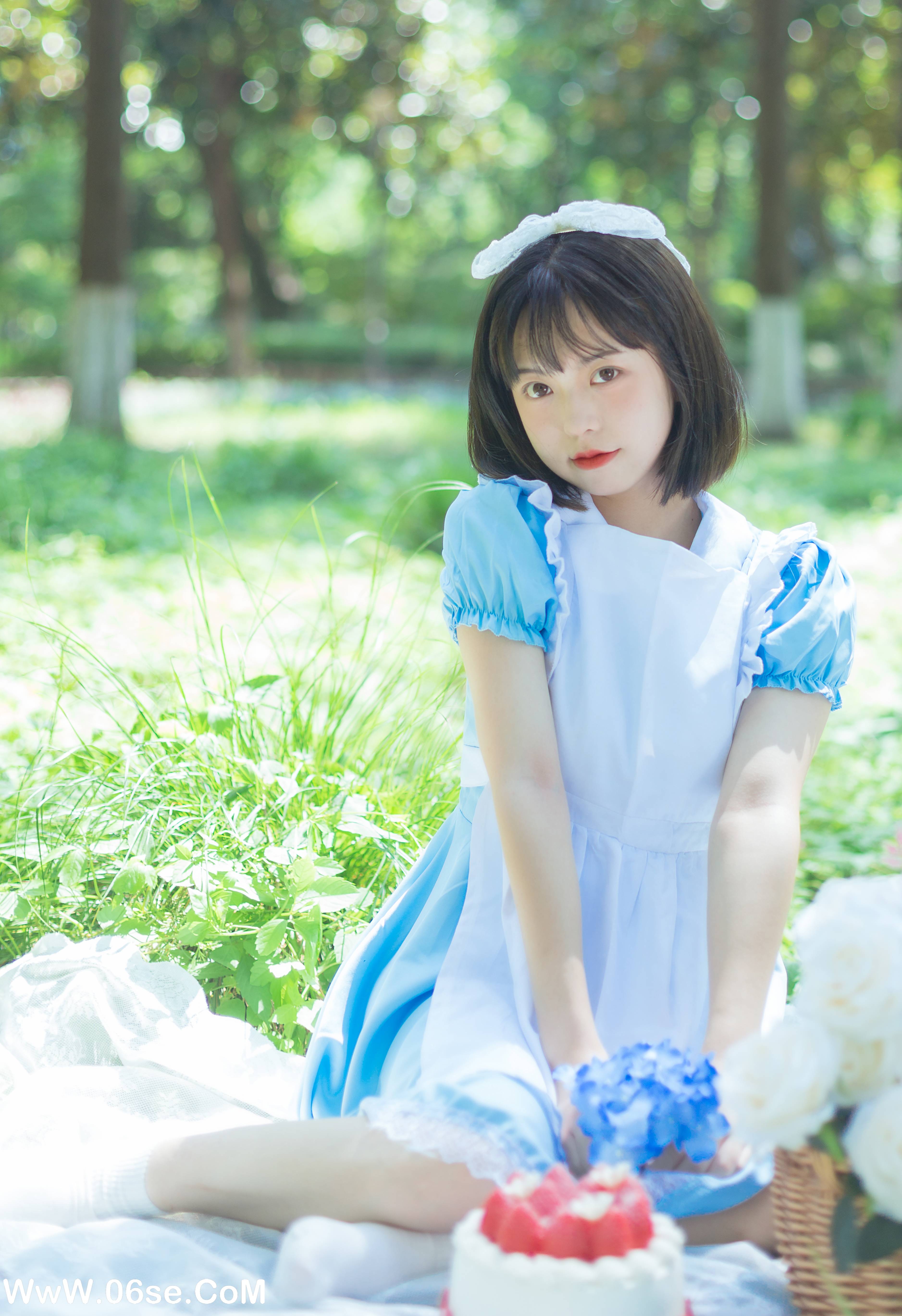 图片[28]-[YITUYU艺图语]2022.08.05 雏菊和草莓 哈吉麻花[31+1P／260MB]-六色网
