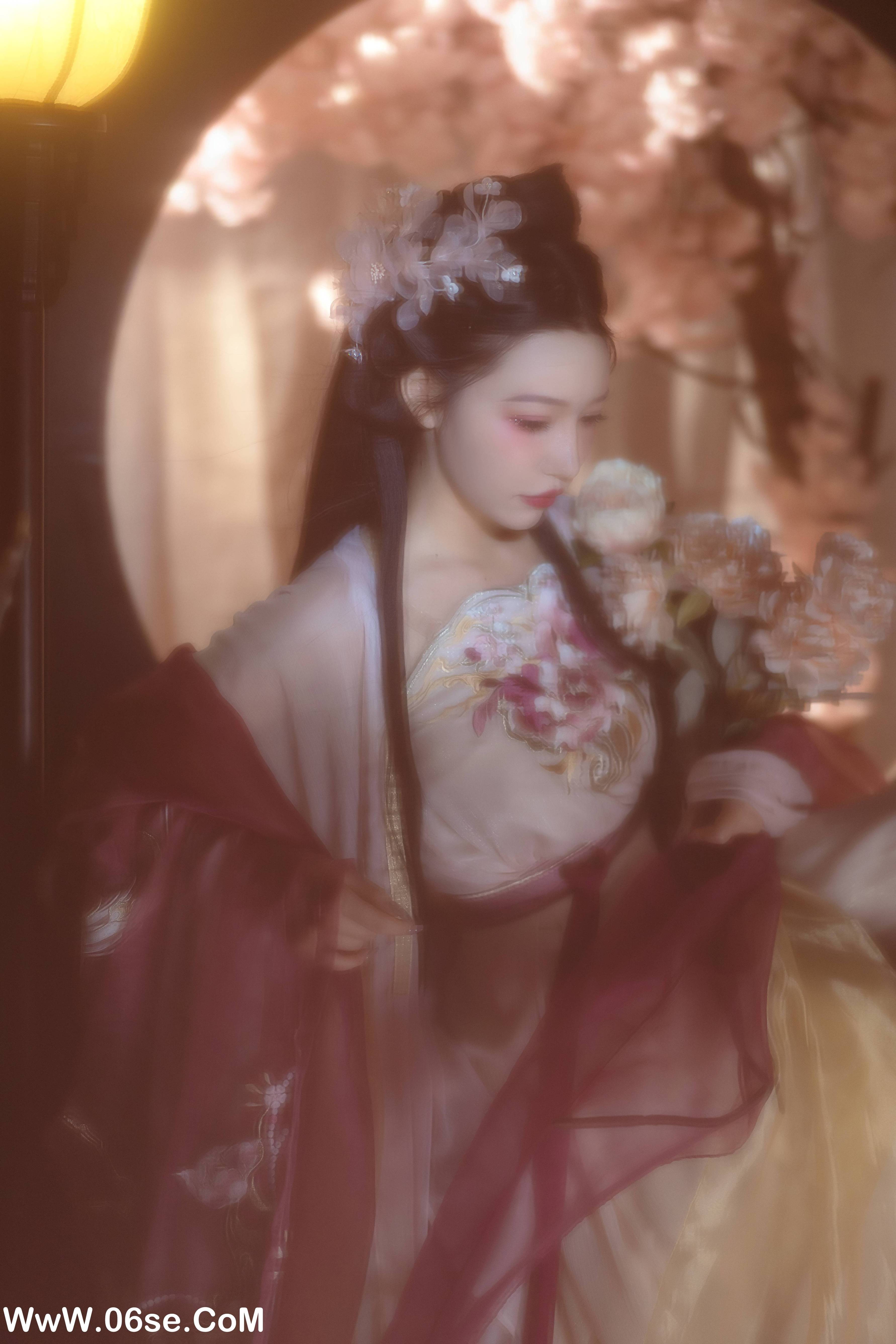 图片[12]-[YITUYU艺图语]2022.11.26 醉花酿 小田月嘉[26+1P／596MB]-六色网