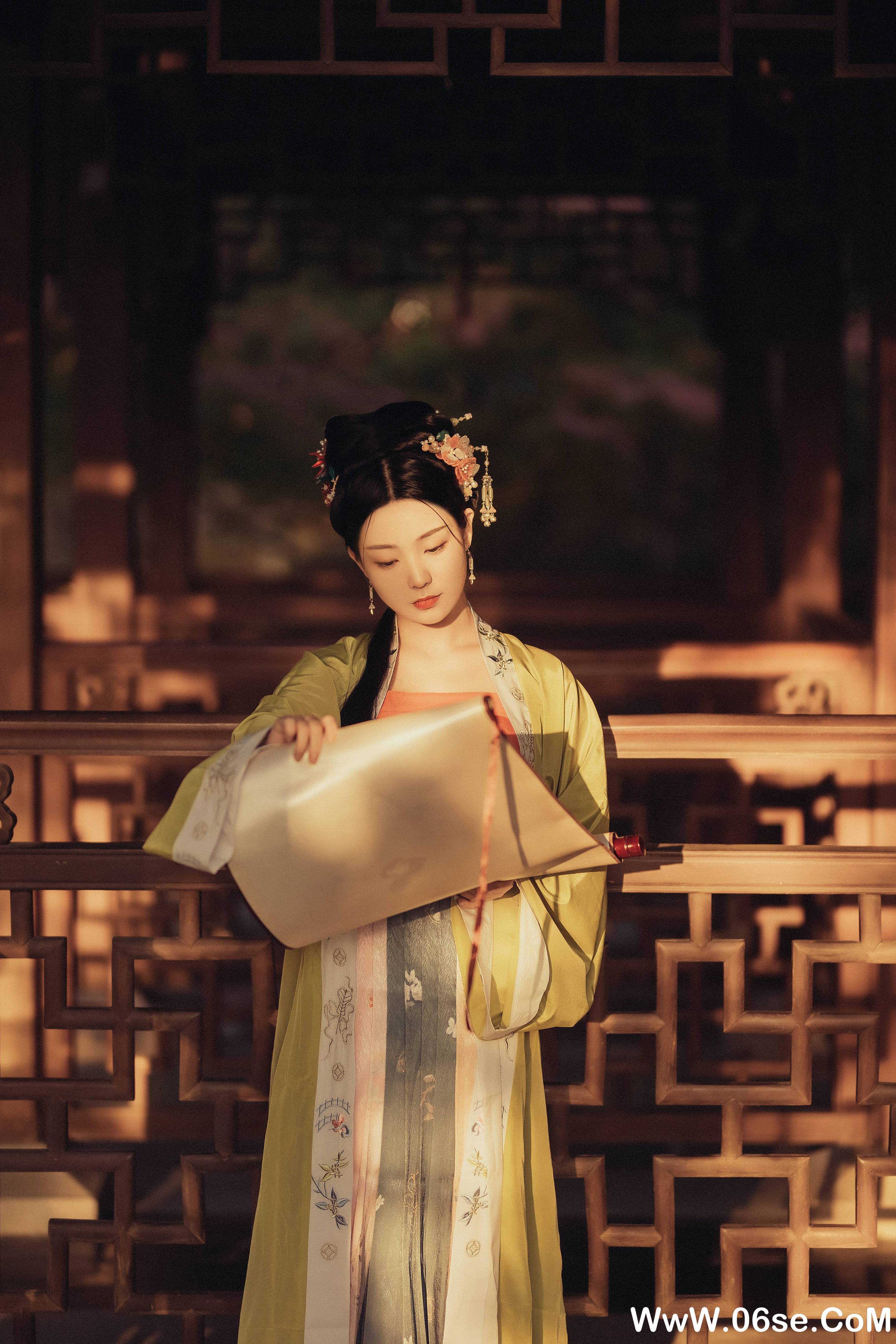 图片[7]-[YITUYU艺图语]2021.10.18 临江秋枫 Seven[36+1P／774MB]-六色网