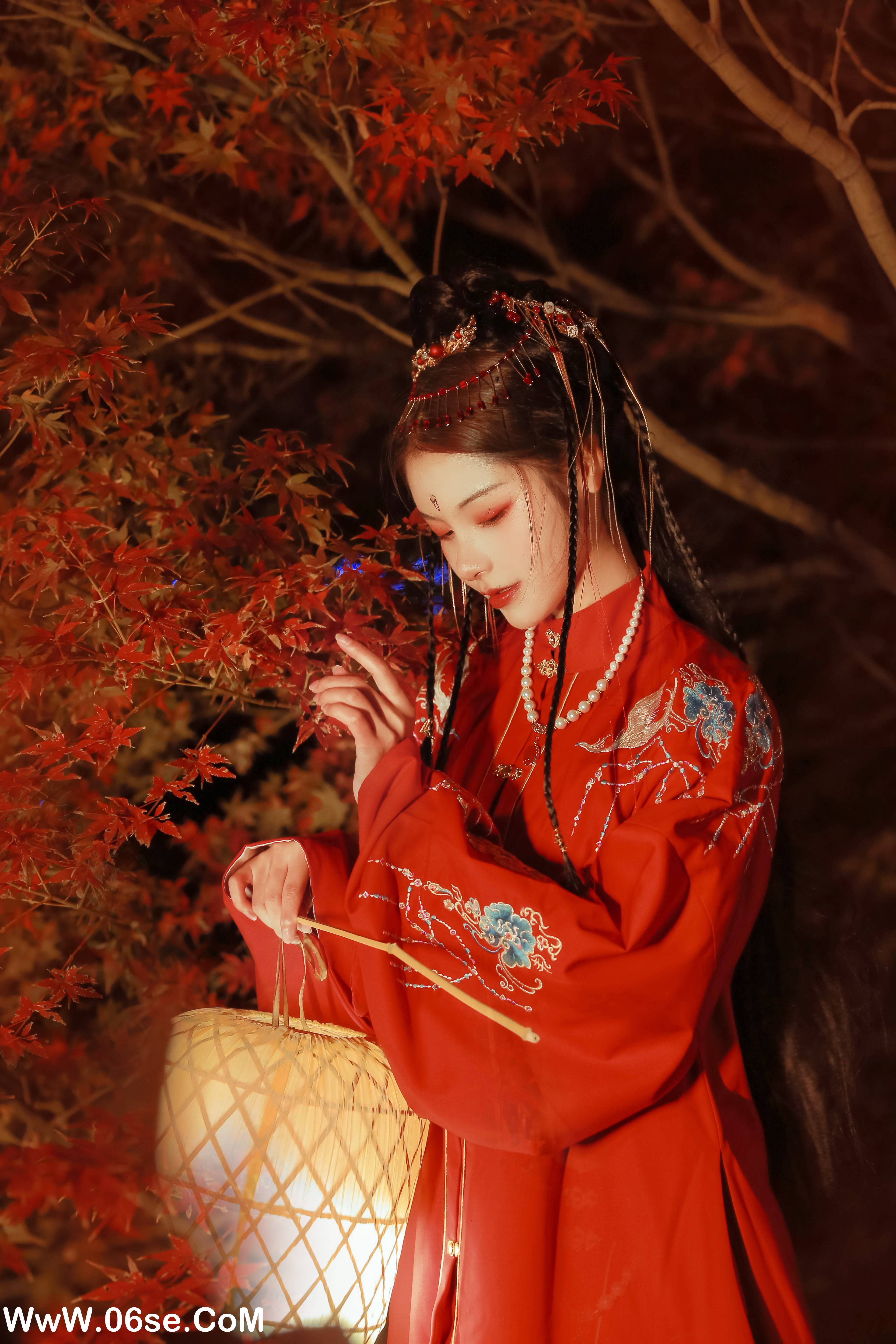 图片[13]-[YITUYU艺图语]2022.11.28 莫将圆相换眉颦 阿里马马掌门人[31+1P／144MB]-六色网