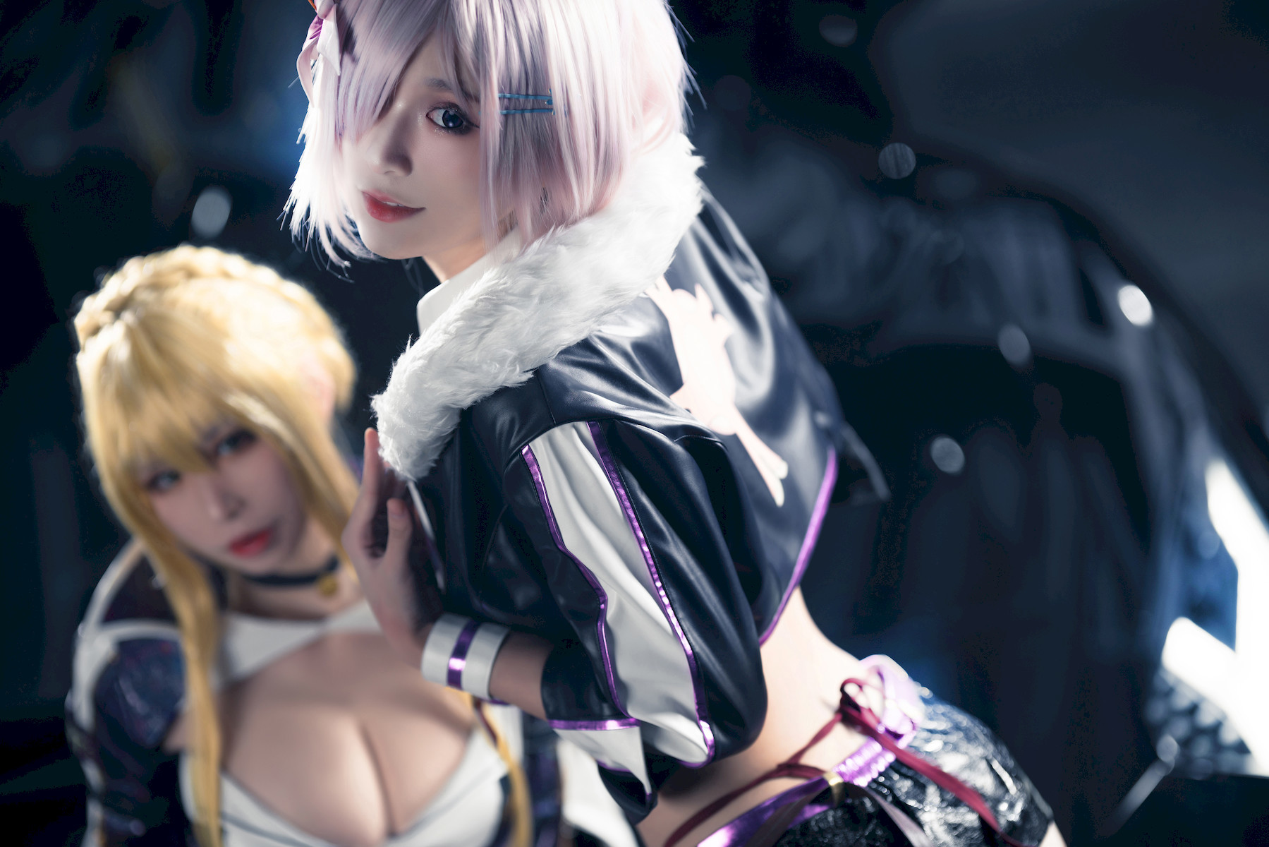 奶文文 & 愛先生PhD Cosplay アルトリア・ペンドラゴン & マシュ・キリエライト 31