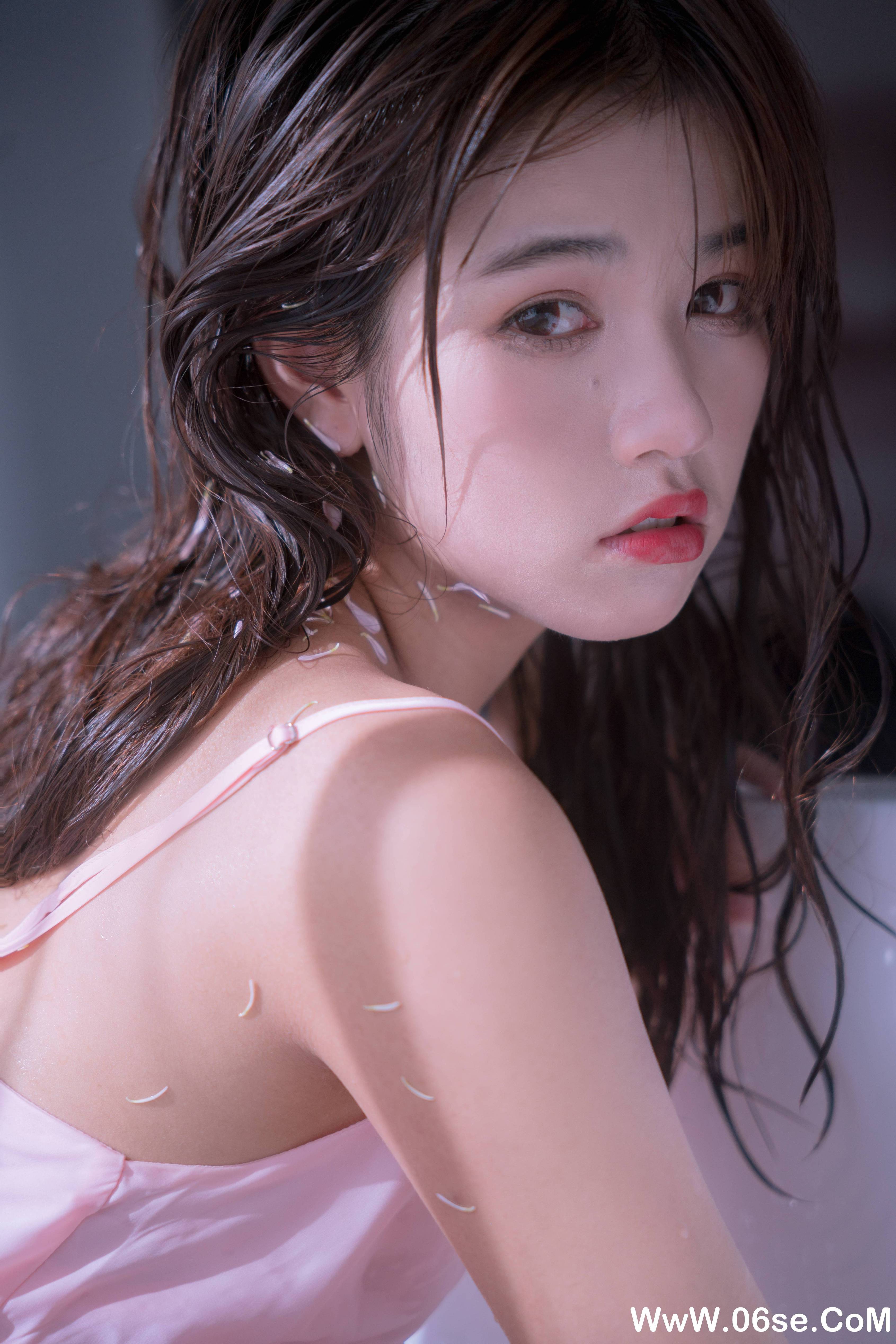 图片[19]-[YITUYU艺图语]2021.11.22 少女梦 落痣_[32+1P／648MB]-六色网