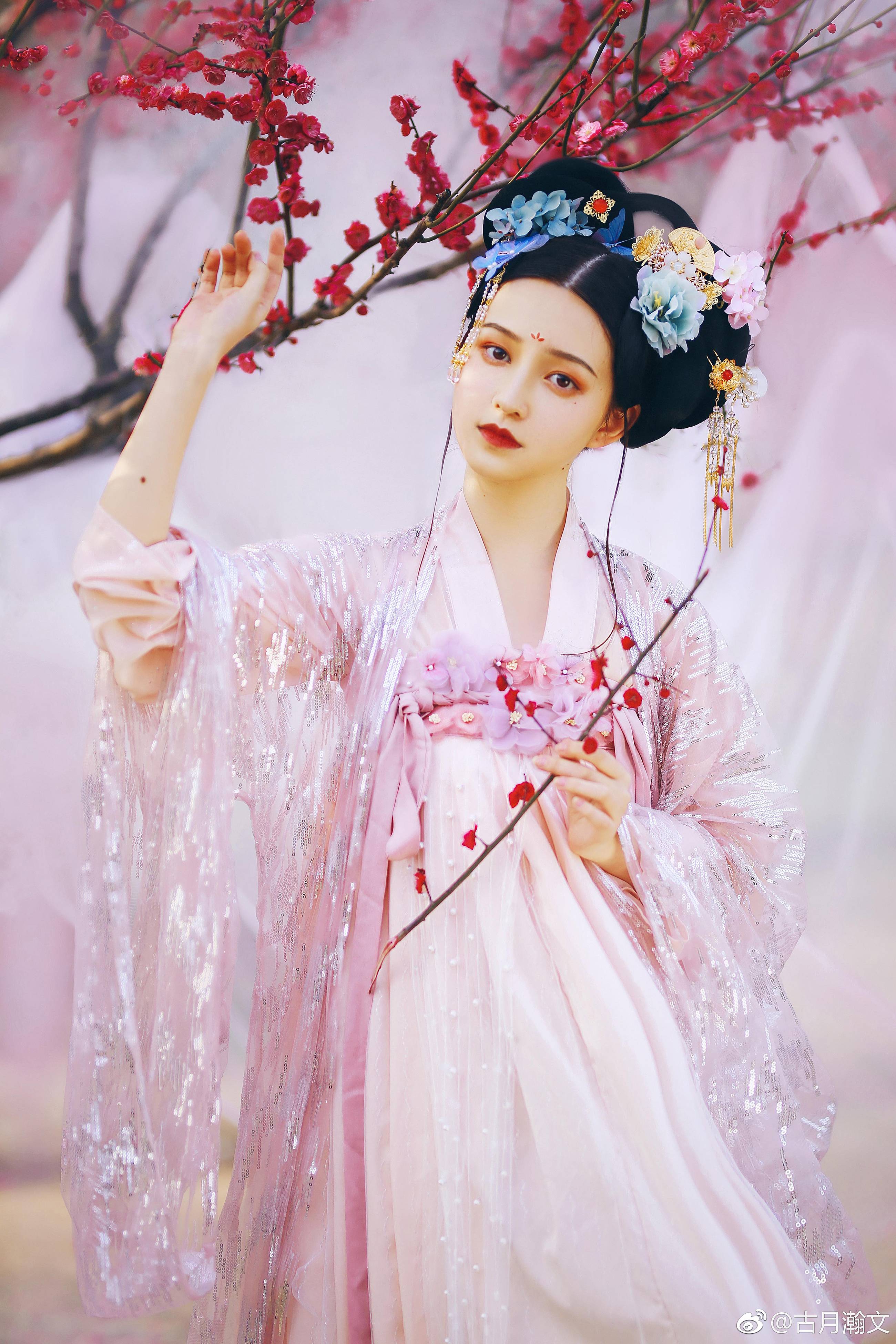 图片[100]-048 迷失幻境系列 – 第048期（汉服篇） [118P-210.28 MB]-六色网