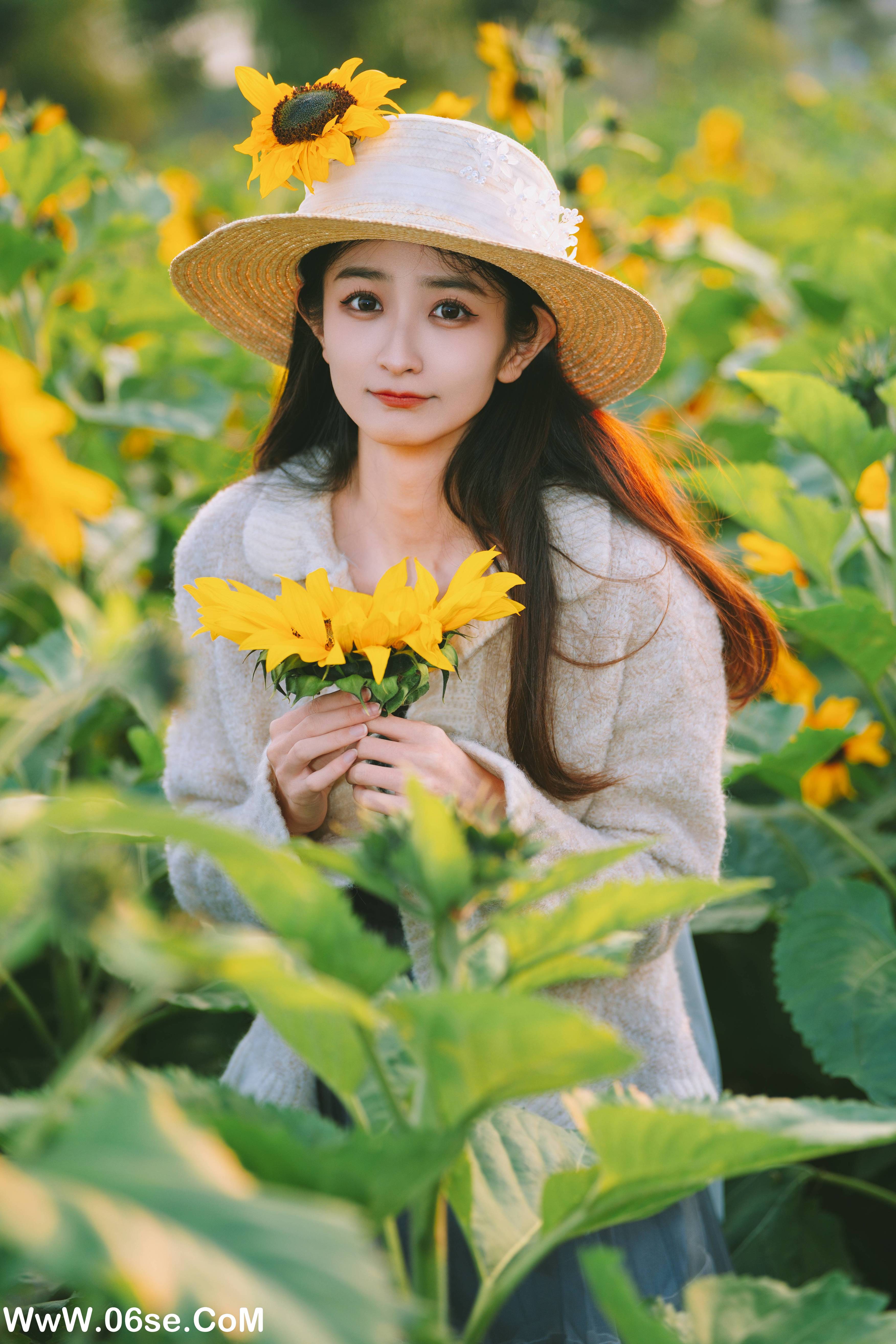 图片[8]-[YITUYU艺图语]2022.11.16 向日葵少女 小泽[22+1P／589MB]-六色网