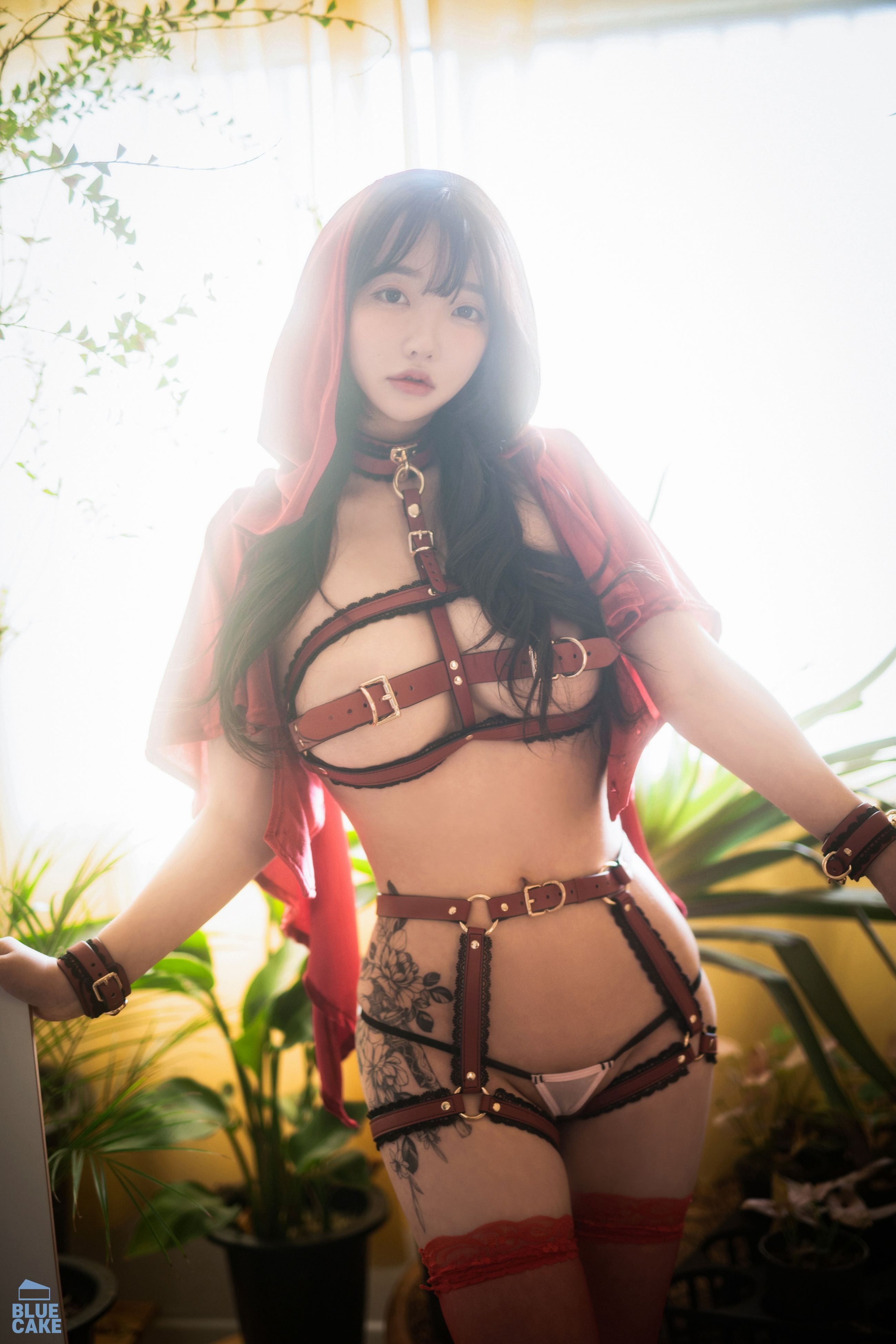 Son Ye-Eun (손예은) - REDHOOD SM 124