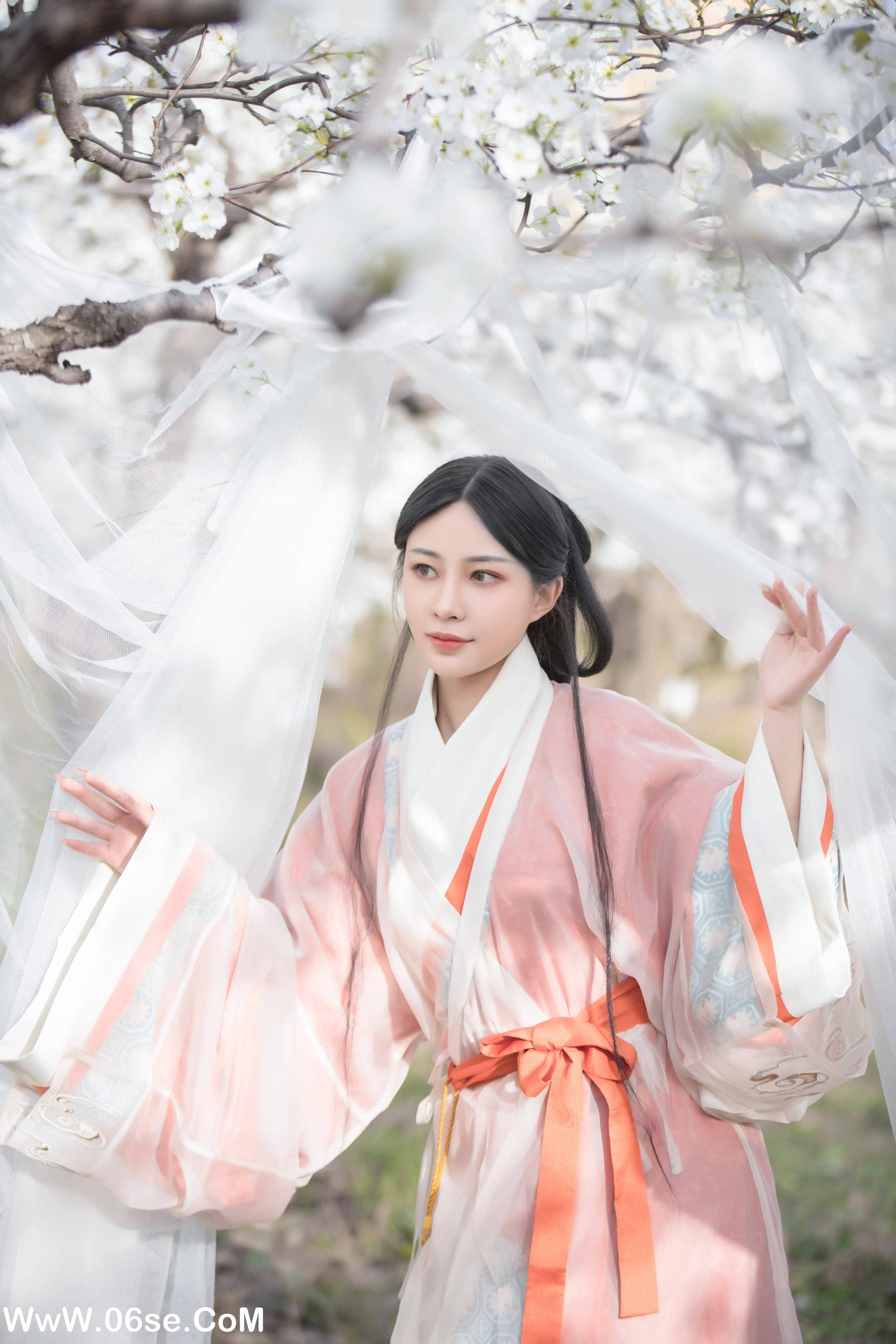 图片[6]-[YITUYU艺图语]2022.06.01 香寒未逐风 鹿哥[24P-158.65MB]-六色网