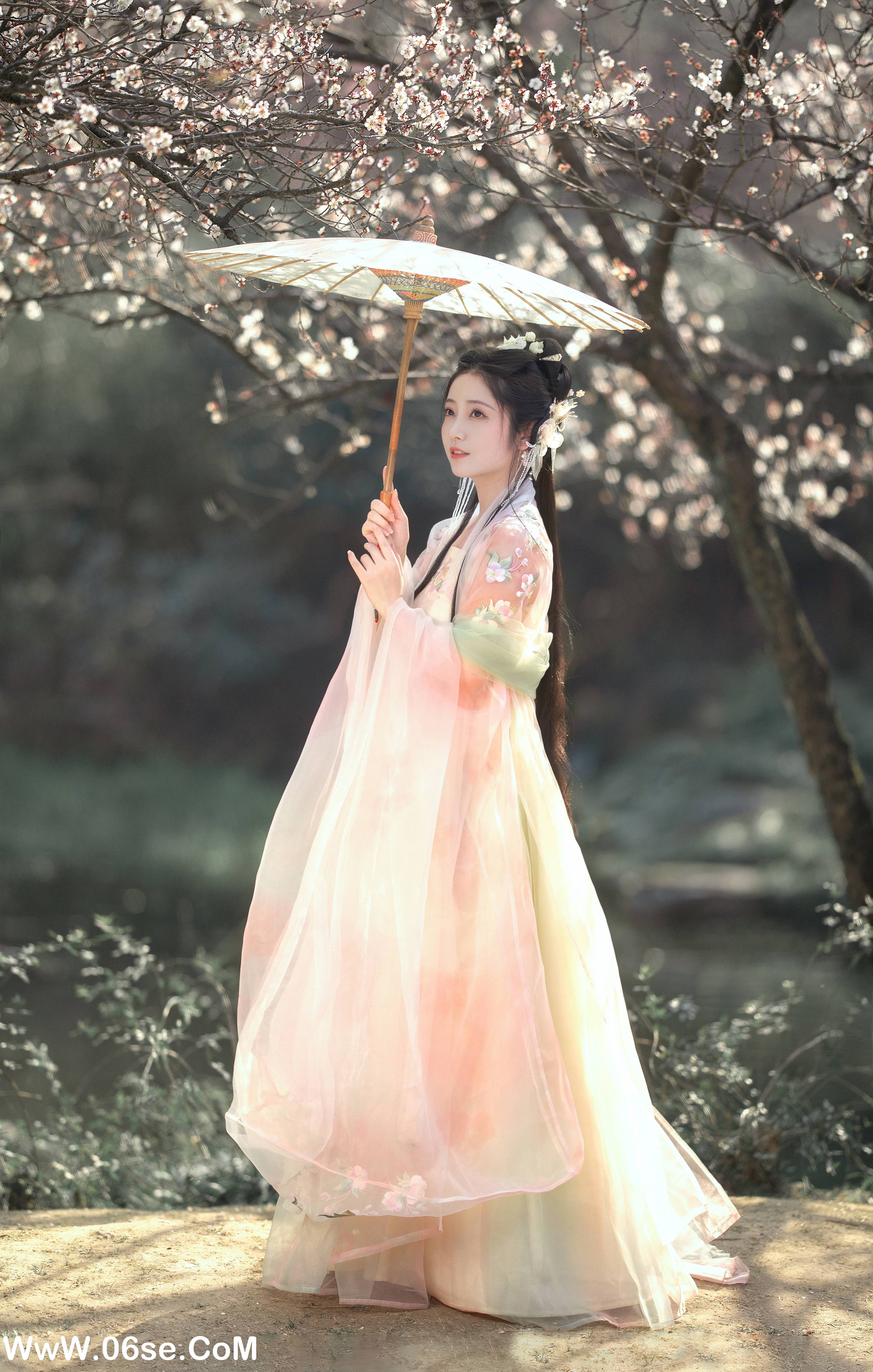 图片[14]-[YITUYU艺图语]2022.06.04 暗香 小温暖想要个大太阳[22P-374.38MB]-六色网