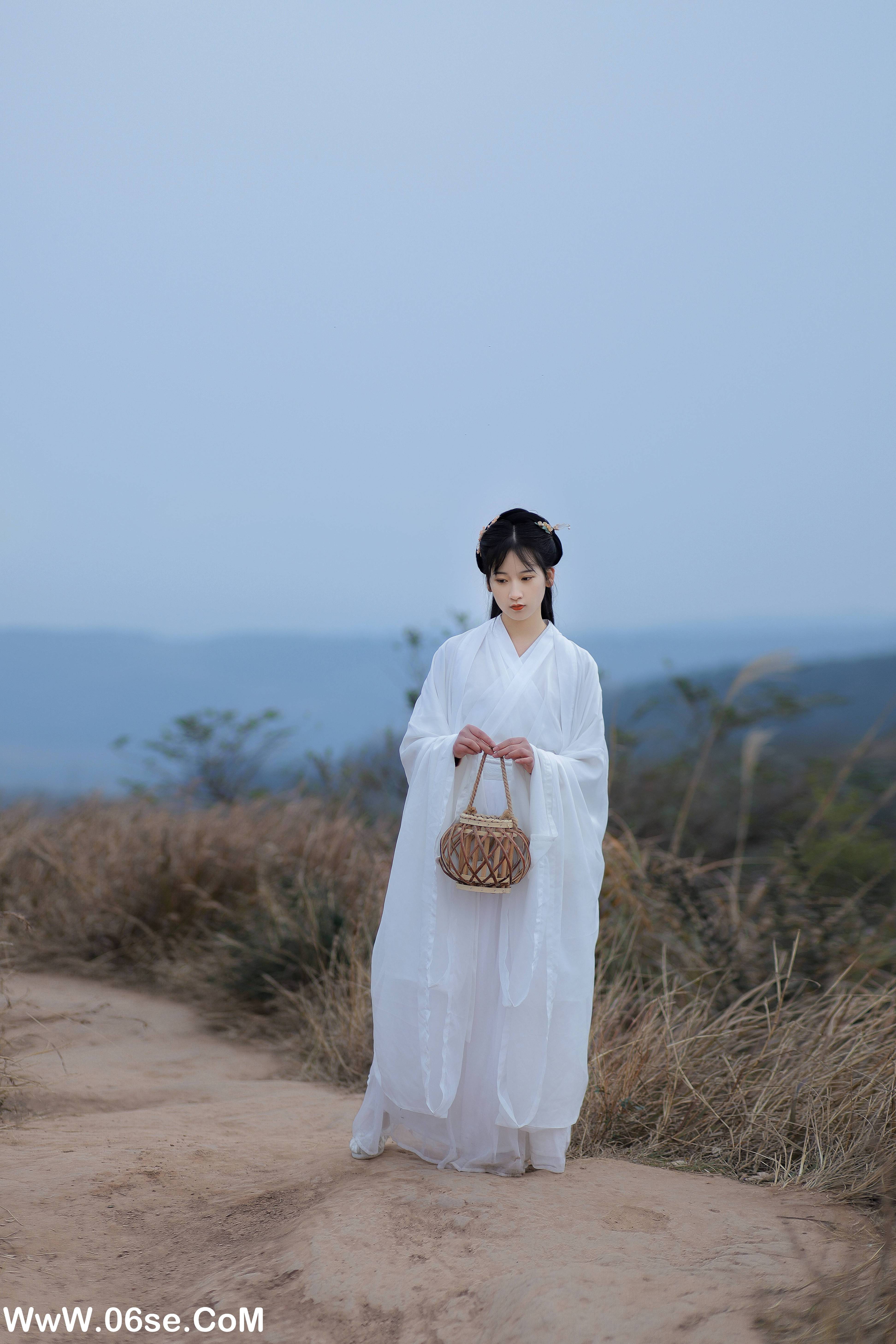 图片[18]-[YITUYU艺图语]2022.05.20 山河故人 半夏夏夏[30P-274.93 MB]-六色网