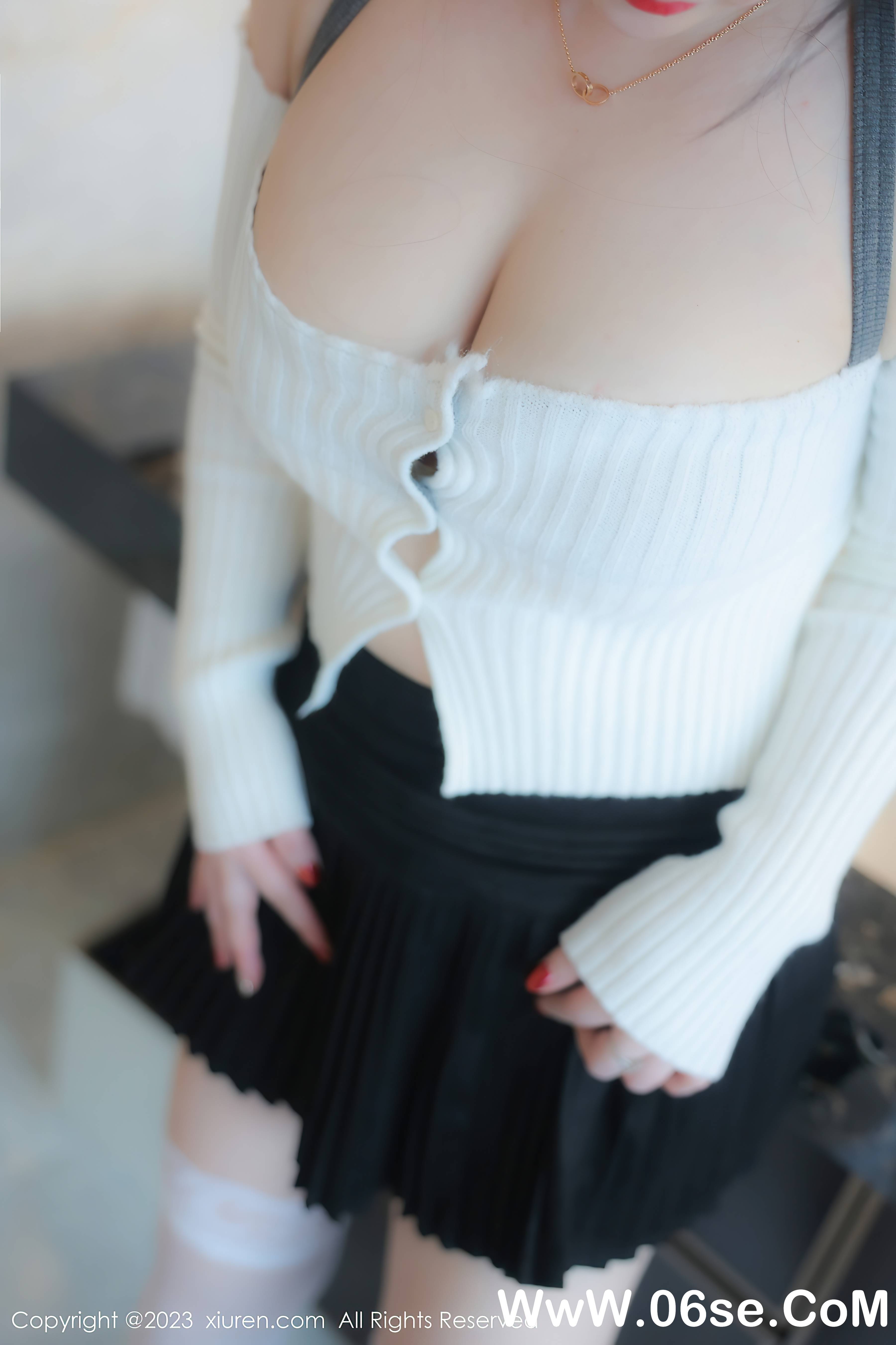 图片[24]-[XiuRen秀人网] 2023.03.28 NO.6484 诗诗kiki-六色网