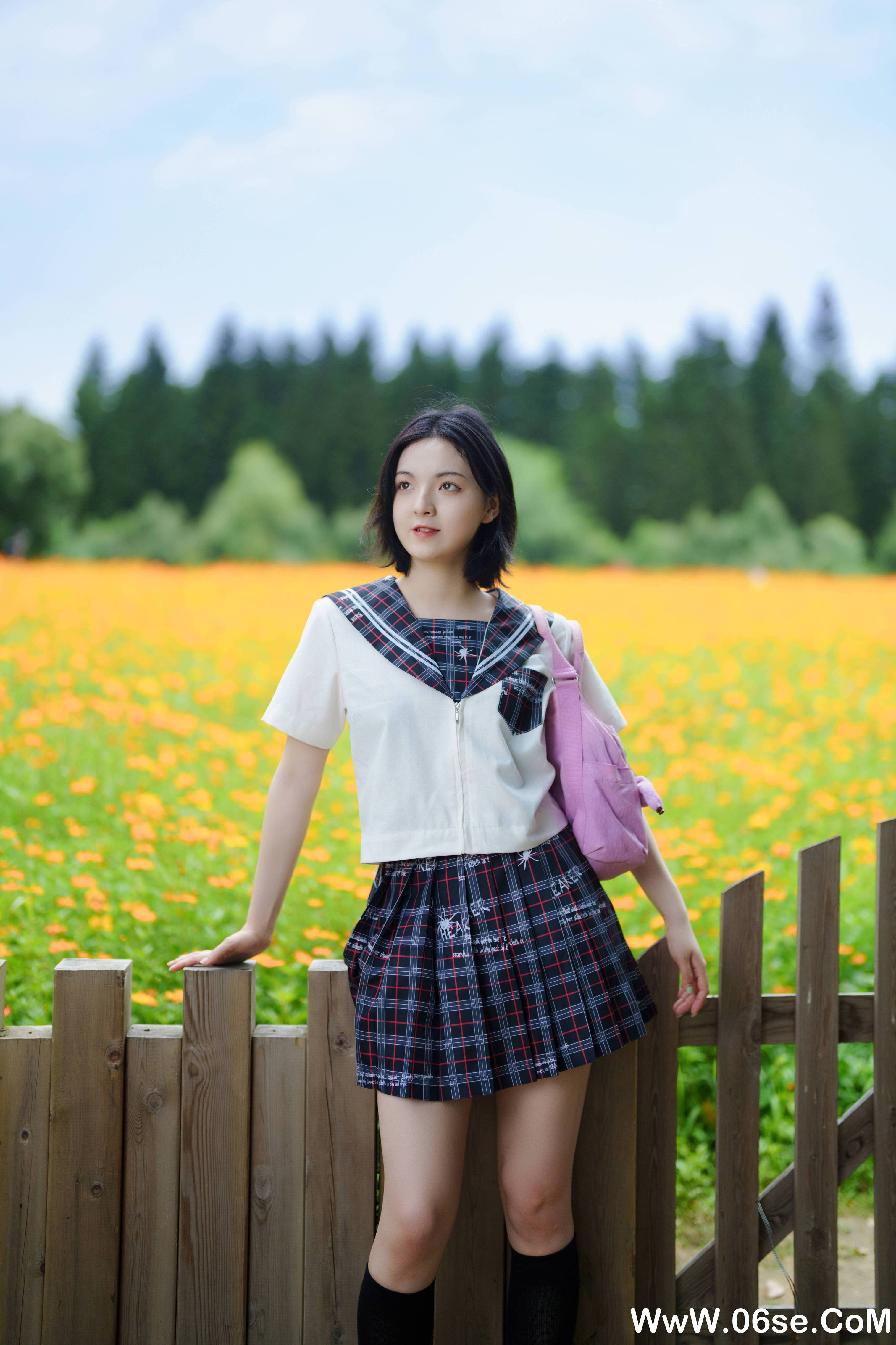 图片[19]-[YITUYU艺图语]2021.11.12 花田里的JK少女 dudu[50+1P／0.98GB]-六色网