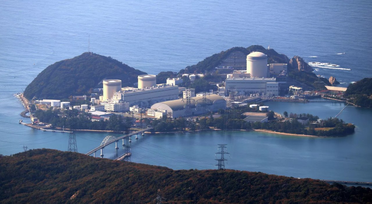 В Японии произошла утечка радиоактивной воды на АЭС "Михама"