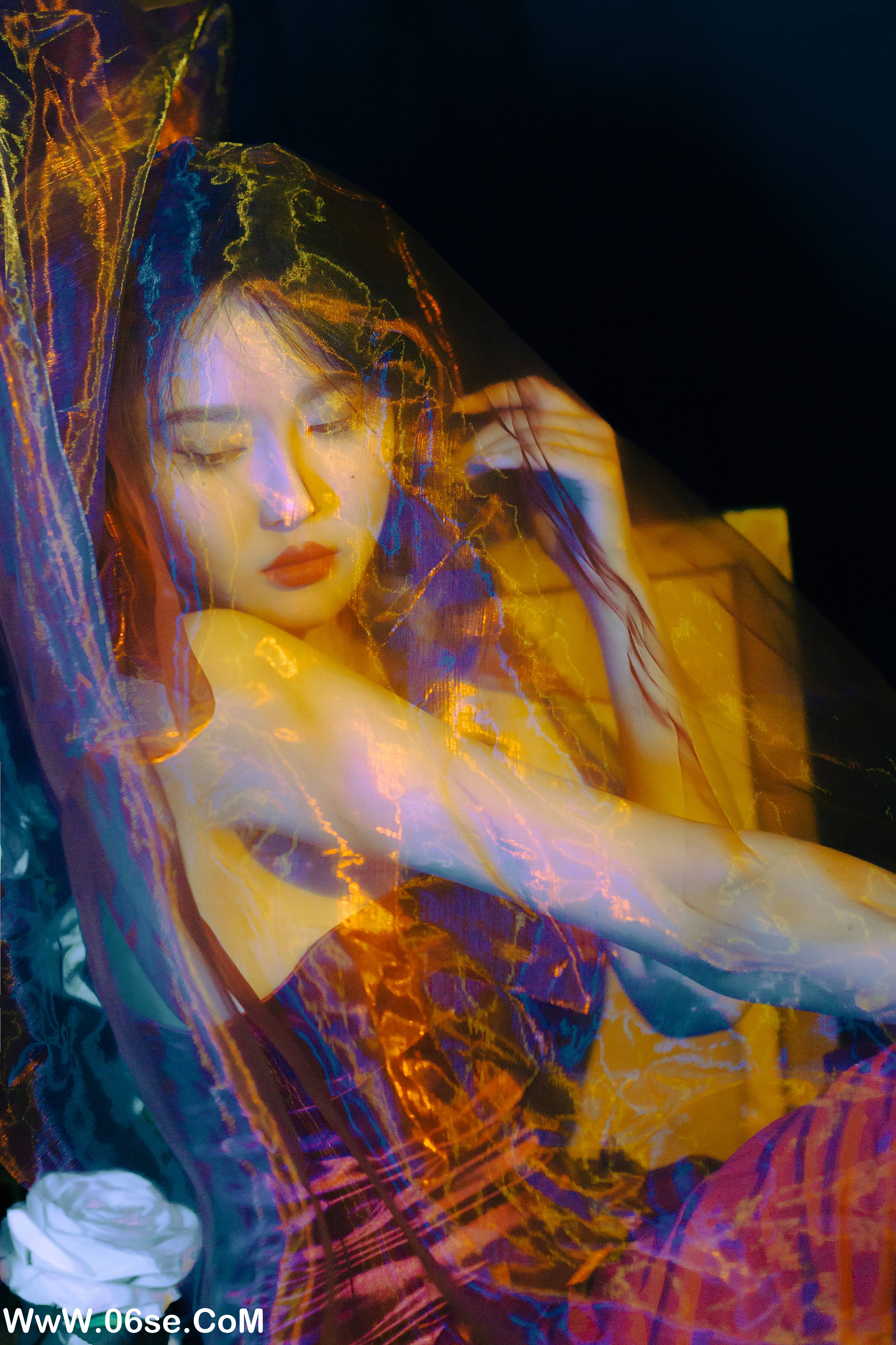 图片[25]-[YITUYU艺图语]2022.08.13 玫瑰往事 鸭鸭泡芙[28+1P／251MB]-六色网