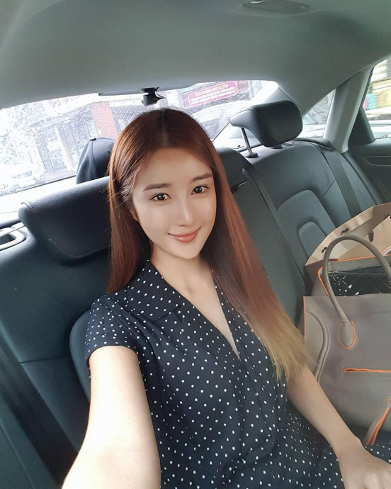 [Image: 7fb9d698cbcd1053389c3.jpg]
