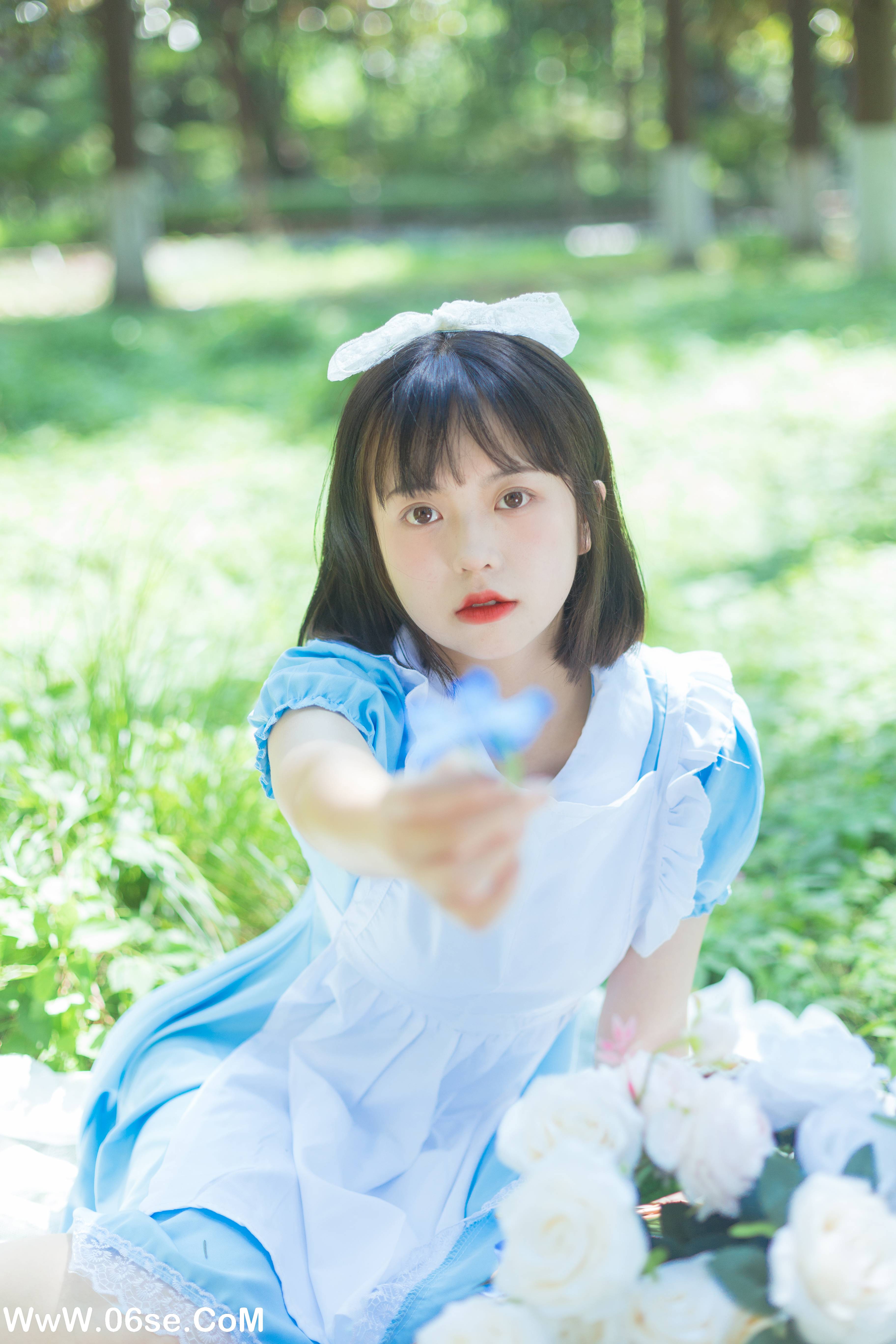 图片[32]-[YITUYU艺图语]2022.08.05 雏菊和草莓 哈吉麻花[31+1P／260MB]-六色网