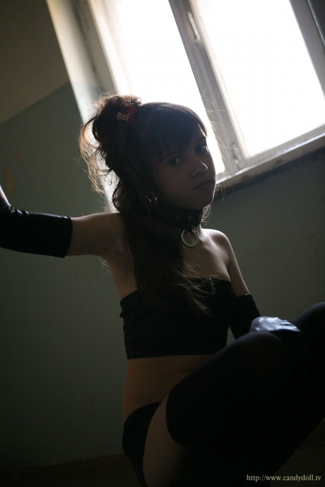 [Image: 7fe56dba0184c73943df2.jpg]