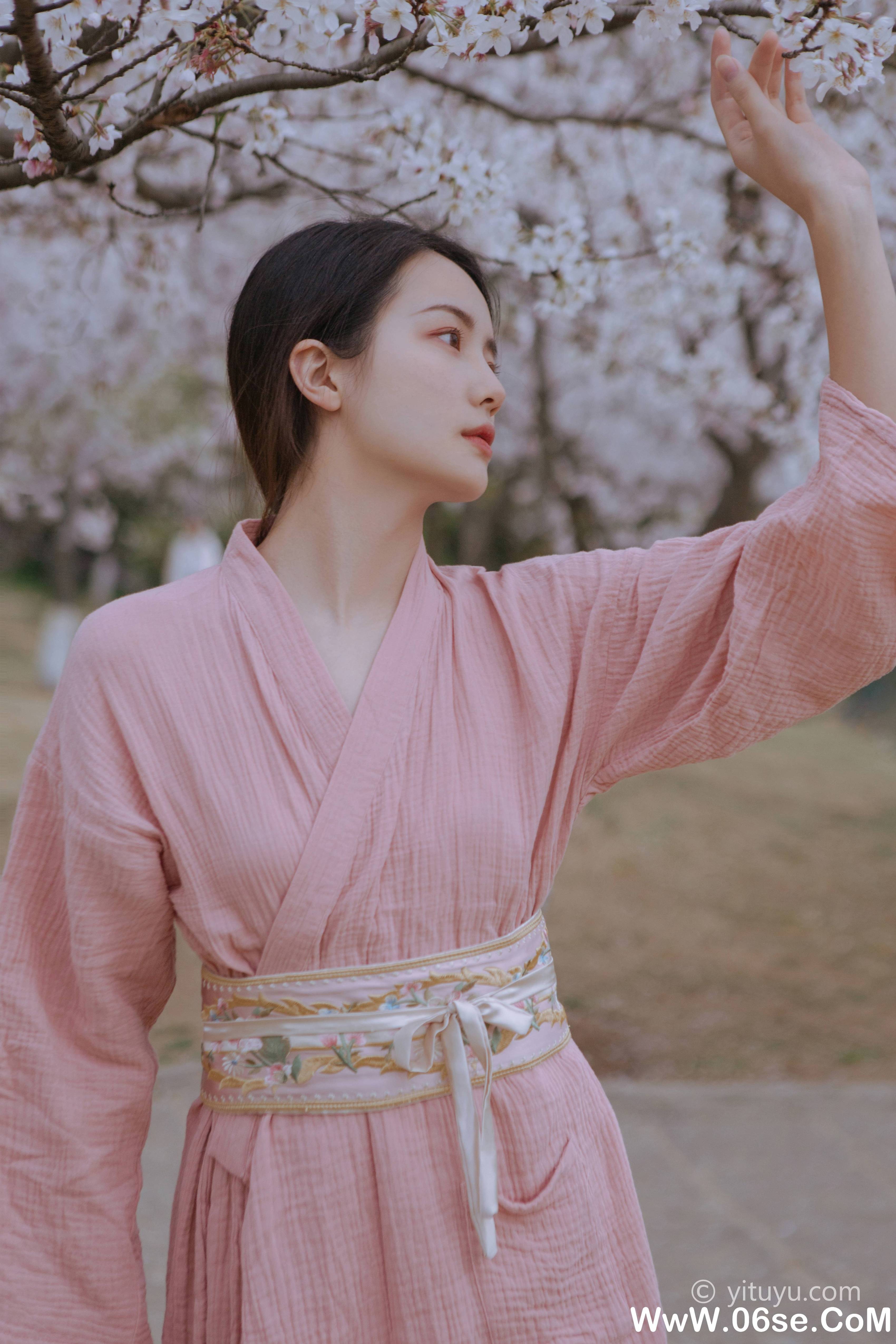 图片[19]-[YITUYU艺图语]2021.05.19 起风渐暖，樱花将灿 一只小四月[23P／275MB]-六色网