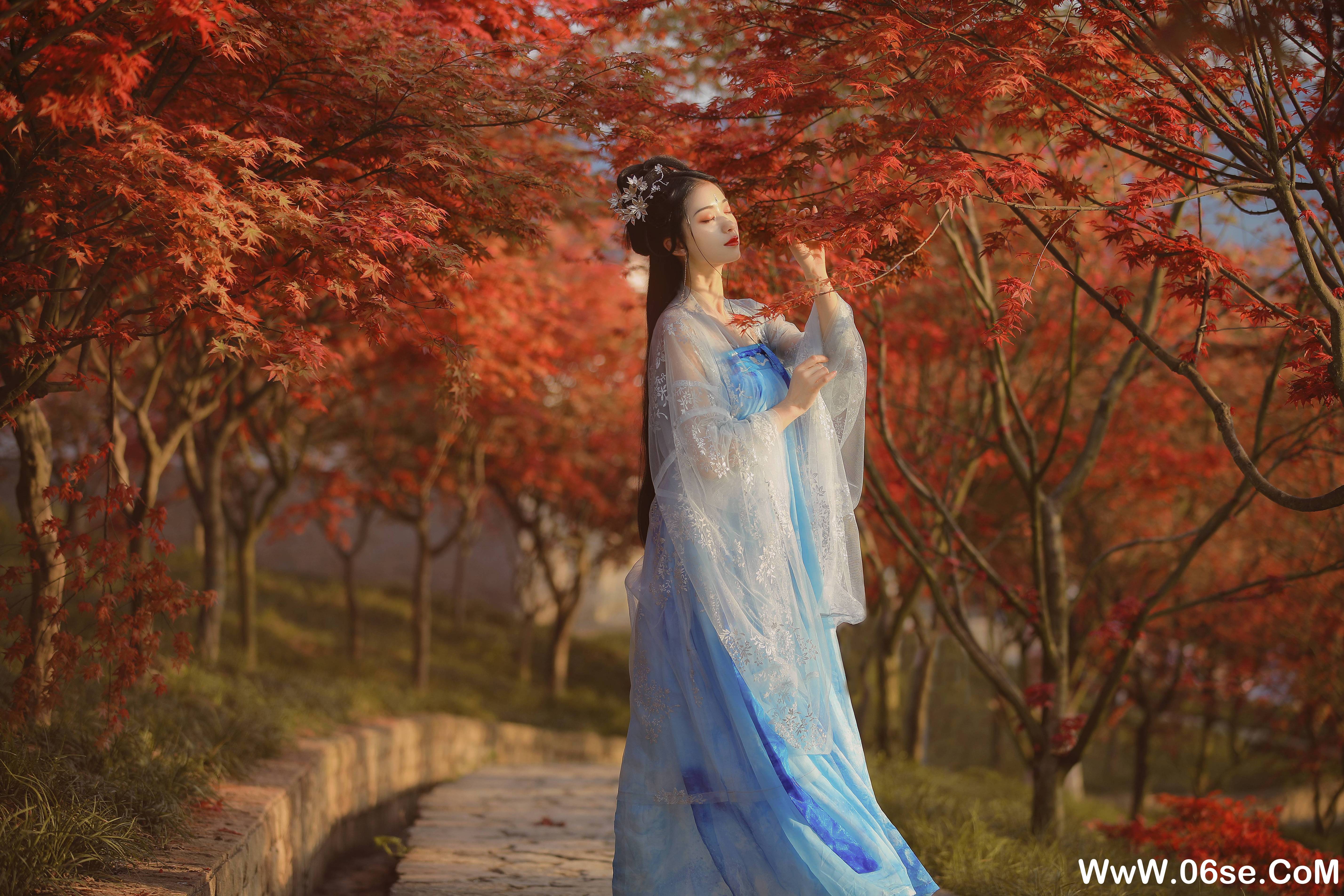 图片[22]-[YITUYU艺图语]2021.08.23 秋枫萧瑟 吉祥祥[24+1P／608MB]-六色网