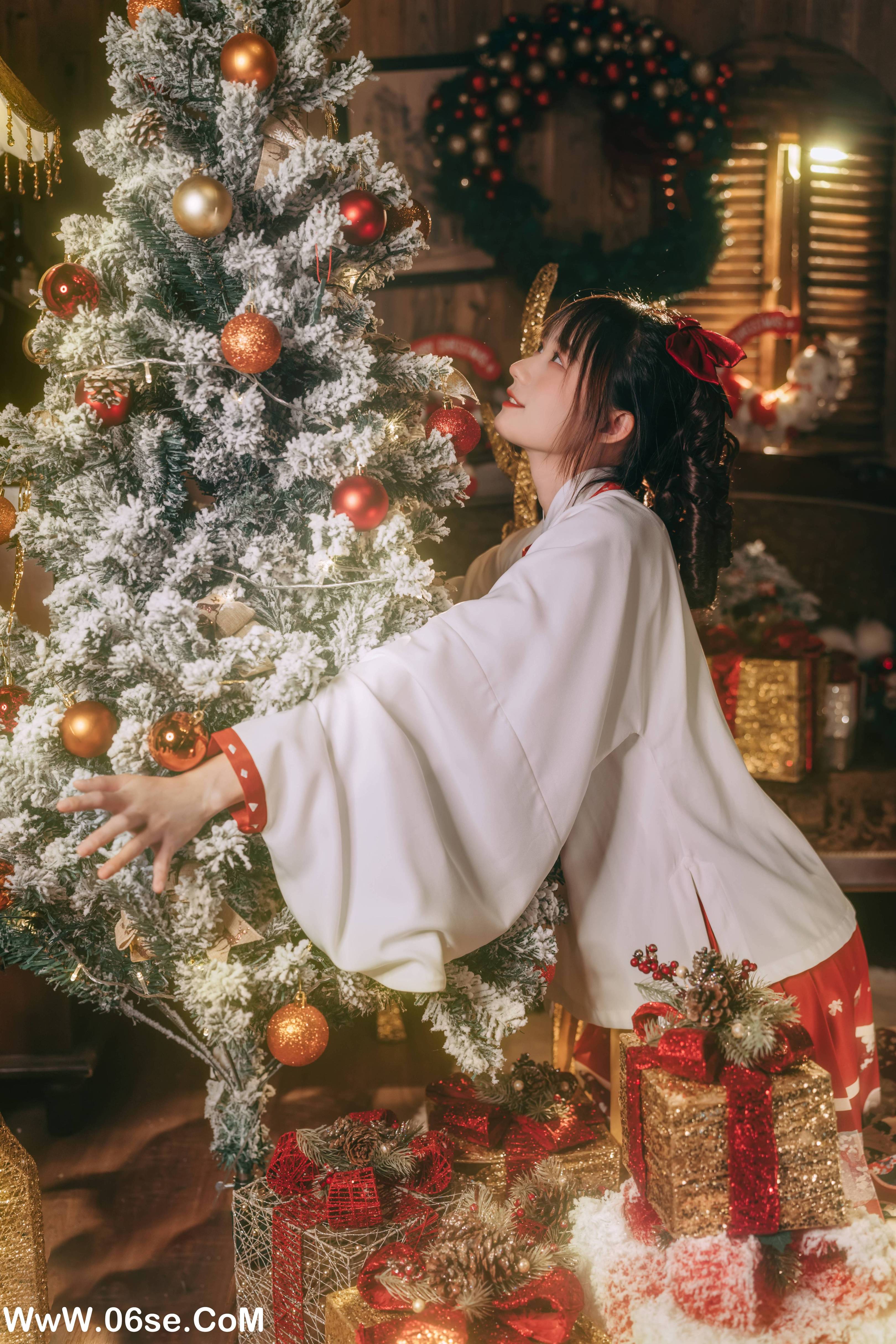 图片[11]-[YITUYU艺图语]2022.12.27 汉洋折衷的圣诞 兔子Zzz不吃胡萝卜[28+1P／194MB]-六色网