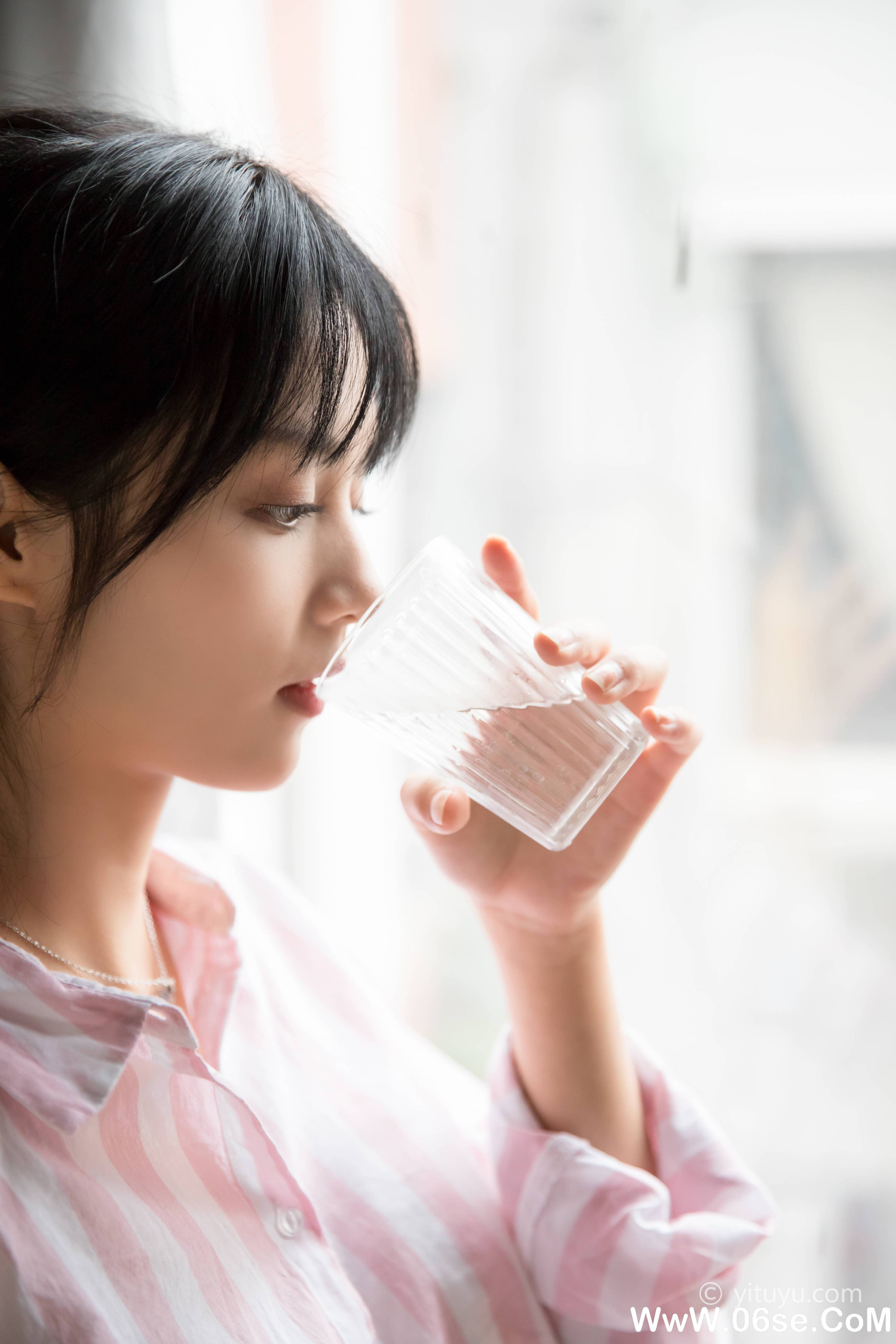 图片[24]-[YITUYU艺图语]2021.05.06 少女心情 雨文[24P／366MB]-六色网