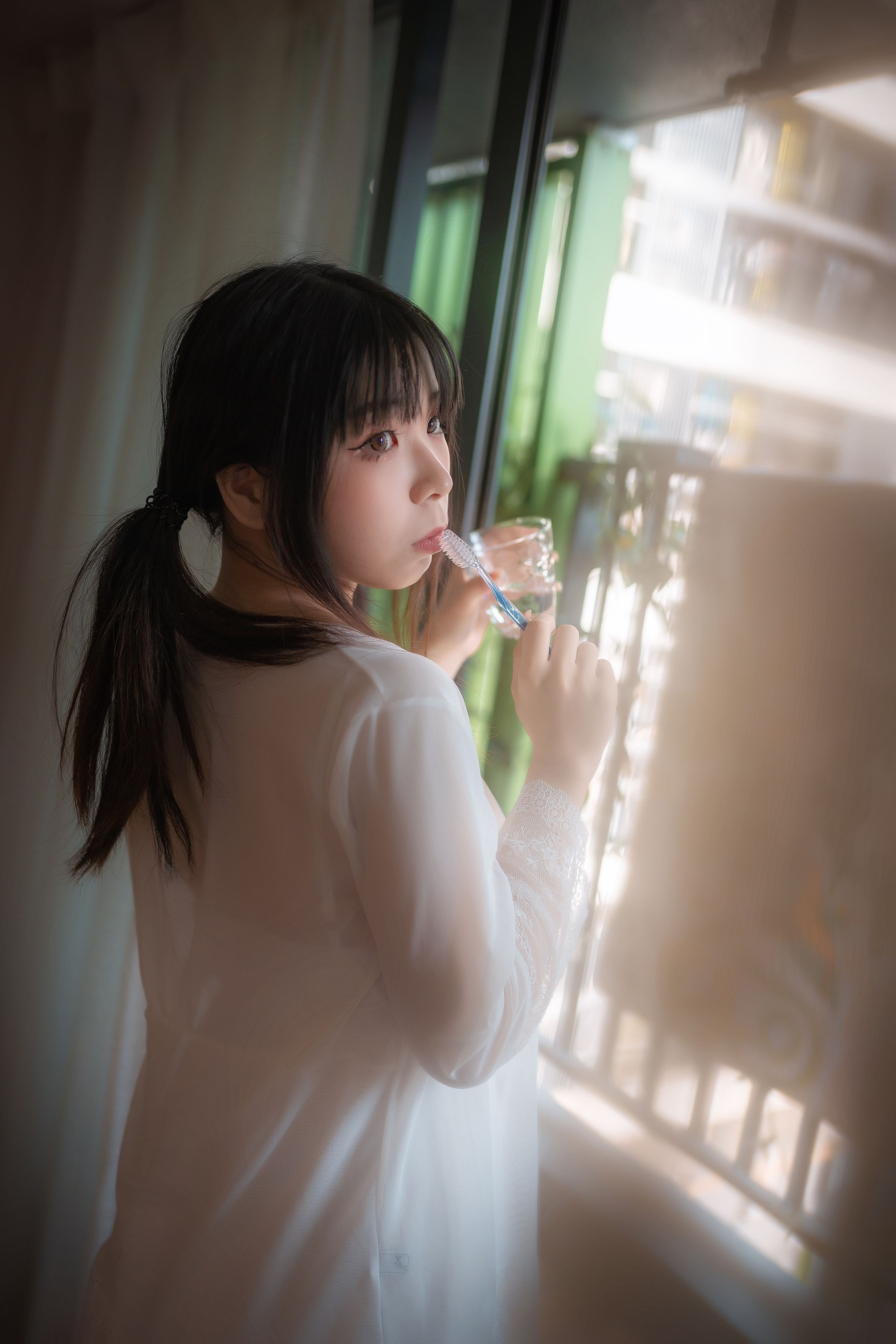 无颜小天使 - 邻家的老婆42P446MB 25