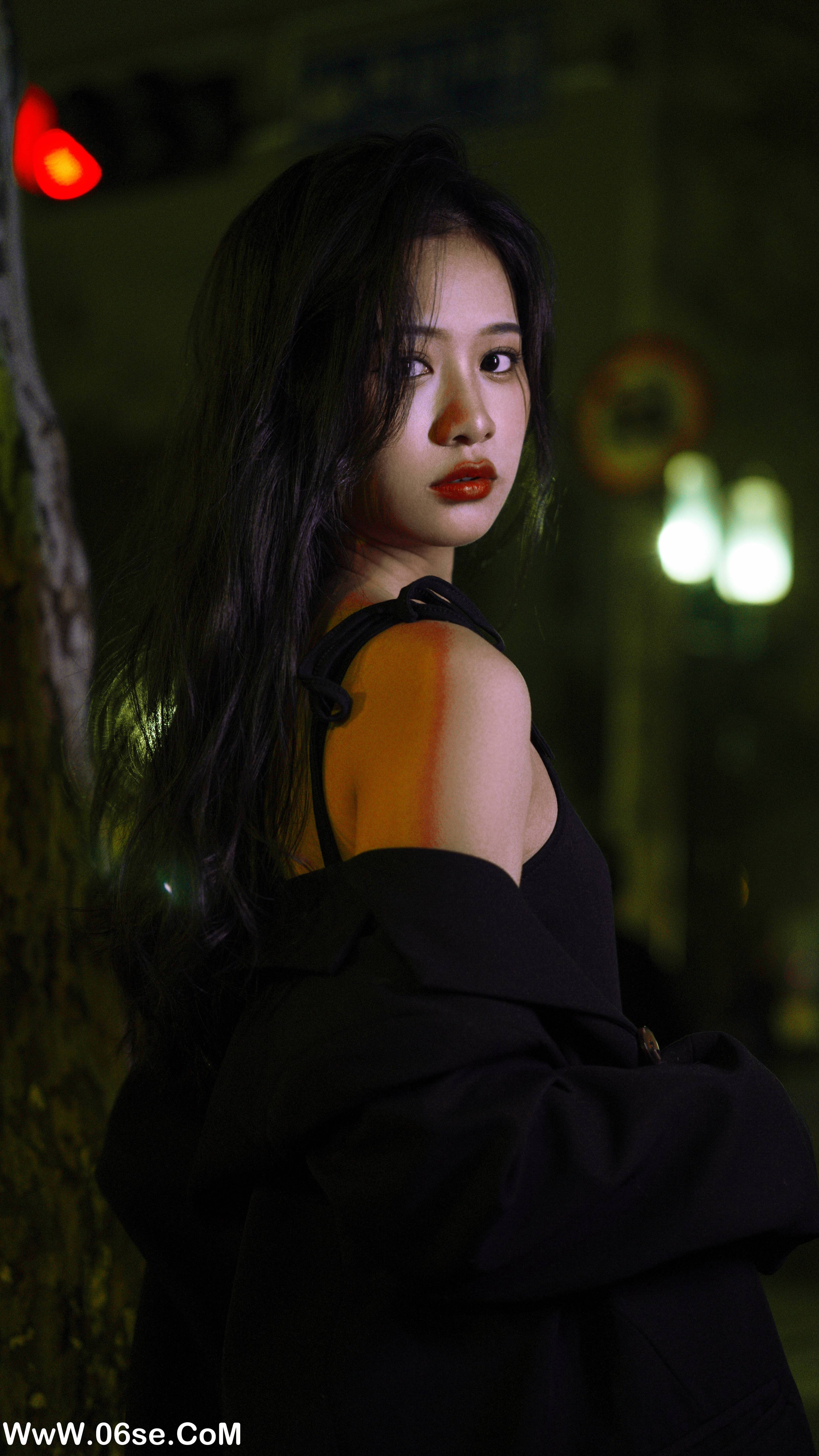 图片[16]-[YITUYU艺图语]2022.12.24 夜巷 旺旺小小舒[21+1P／420MB]-六色网