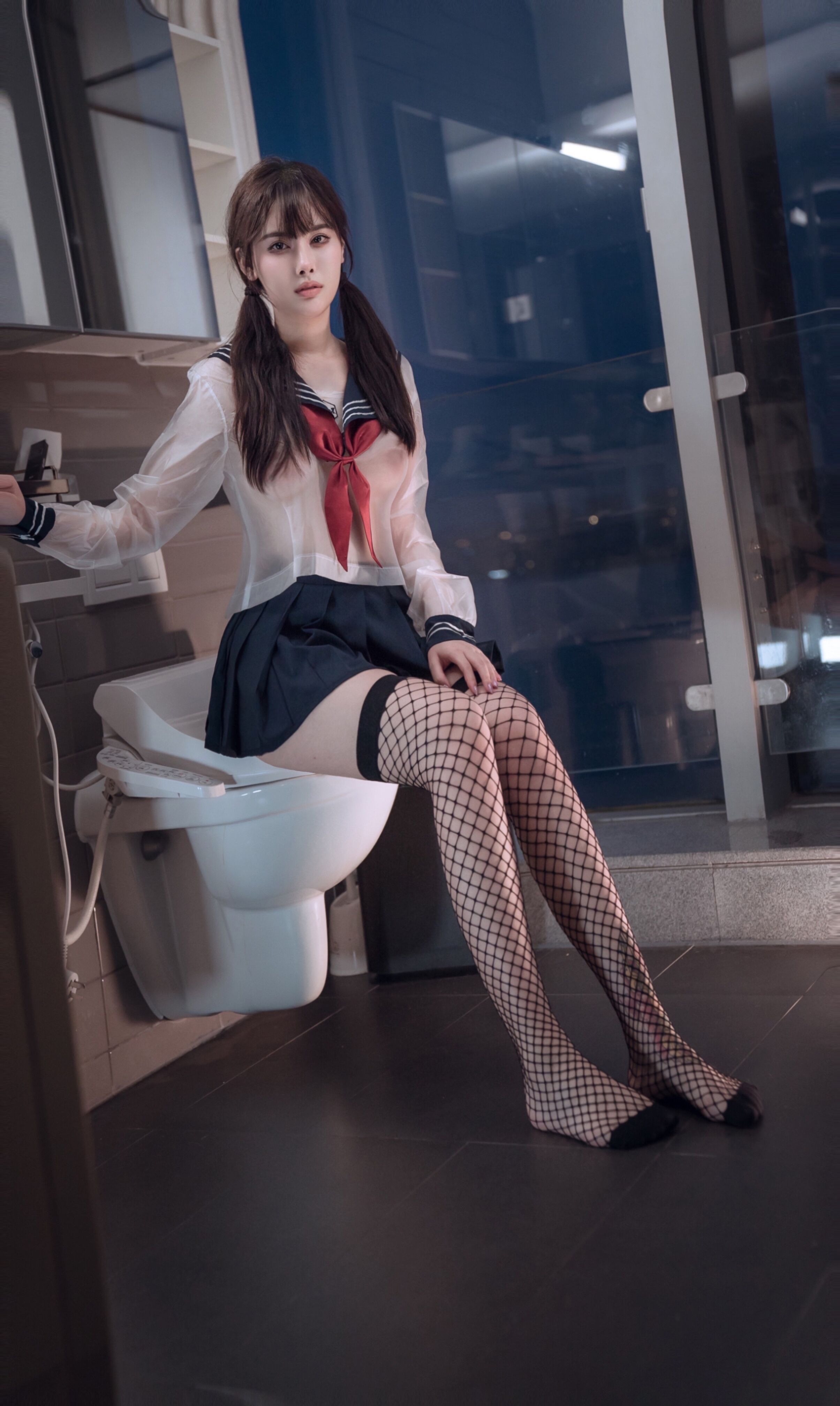 恋恋艾妮 jk [30P-106MB] 12