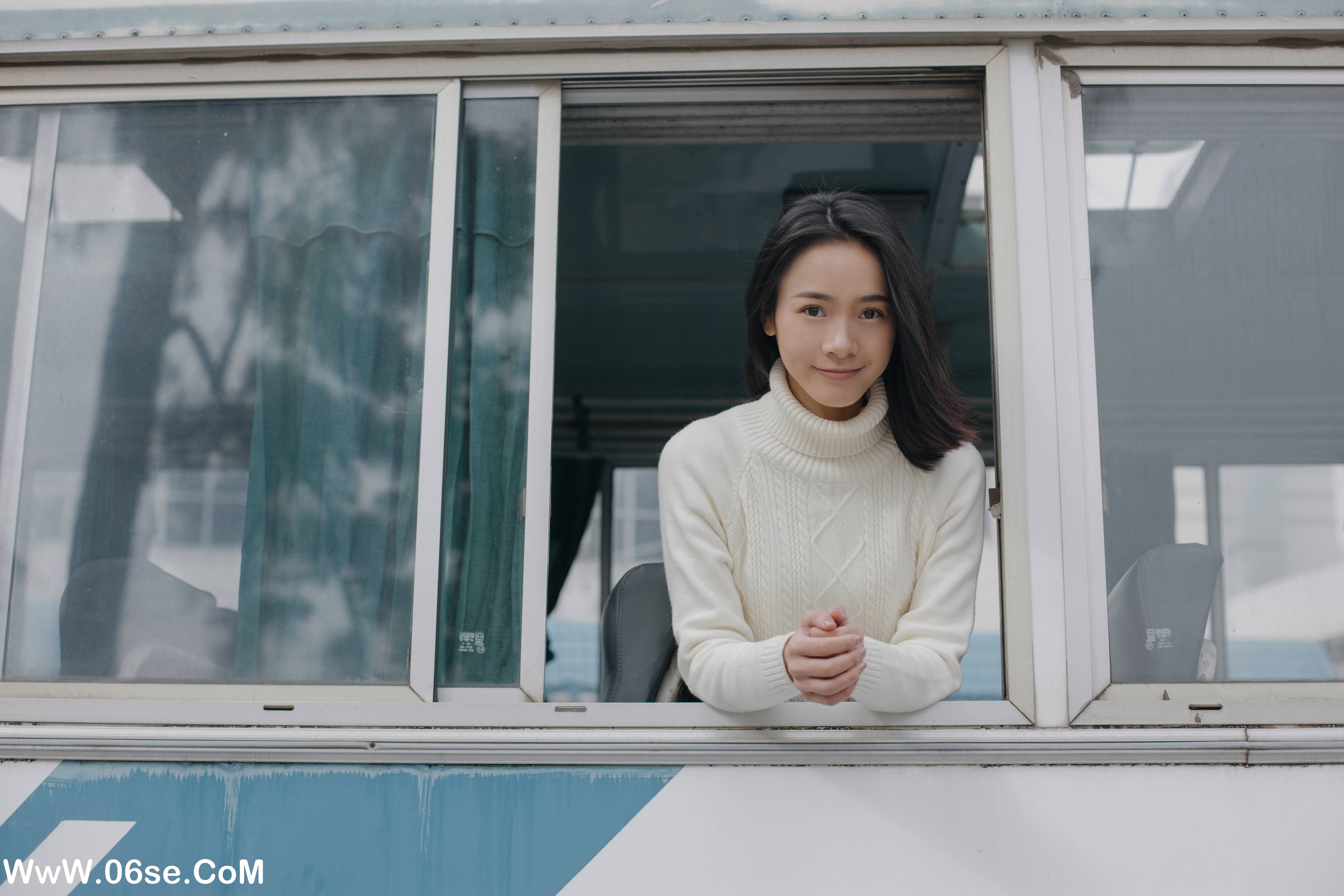 图片[16]-[YITUYU艺图语]2022.01.03 突然好想你 秋秋[28+1P／230MB]-六色网