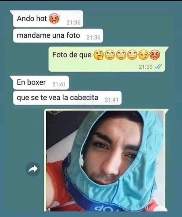 Una foto en boxer que se va la cabecita
