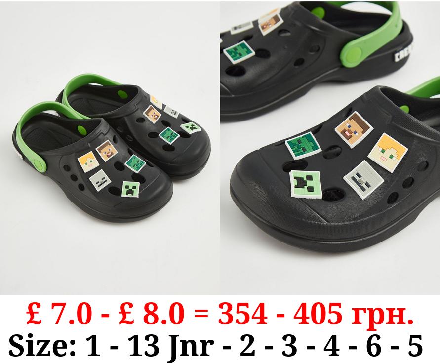 Minecraft Black Badge Clogs