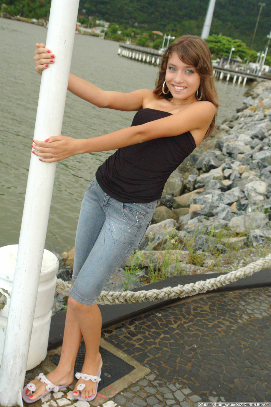 [Image: 80d99f5d054cf612dbd16.jpg]