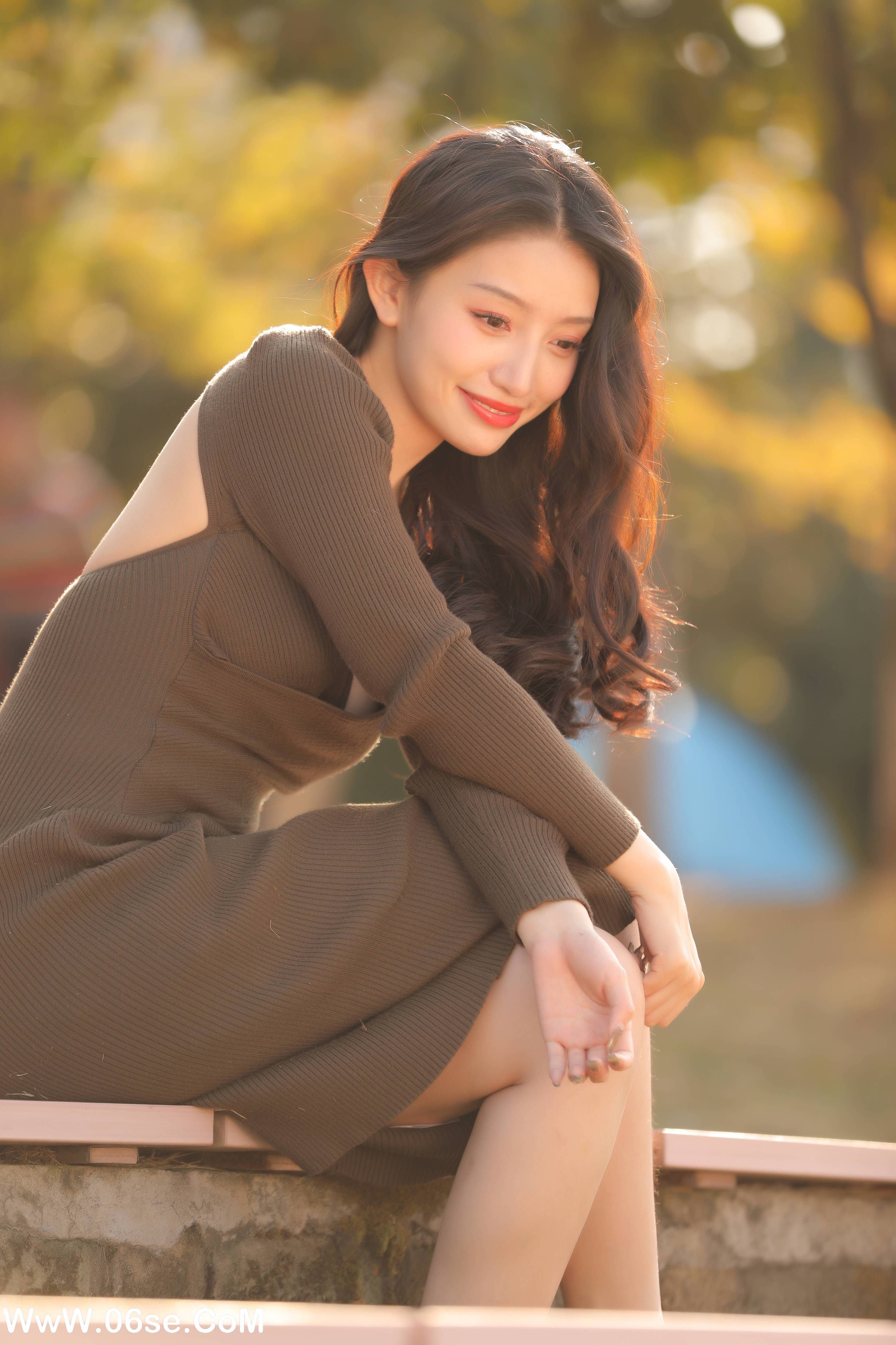 图片[28]-[YITUYU艺图语]2022.12.13 秋日来信 柠萌婧啊[36+1P／477MB]-六色网