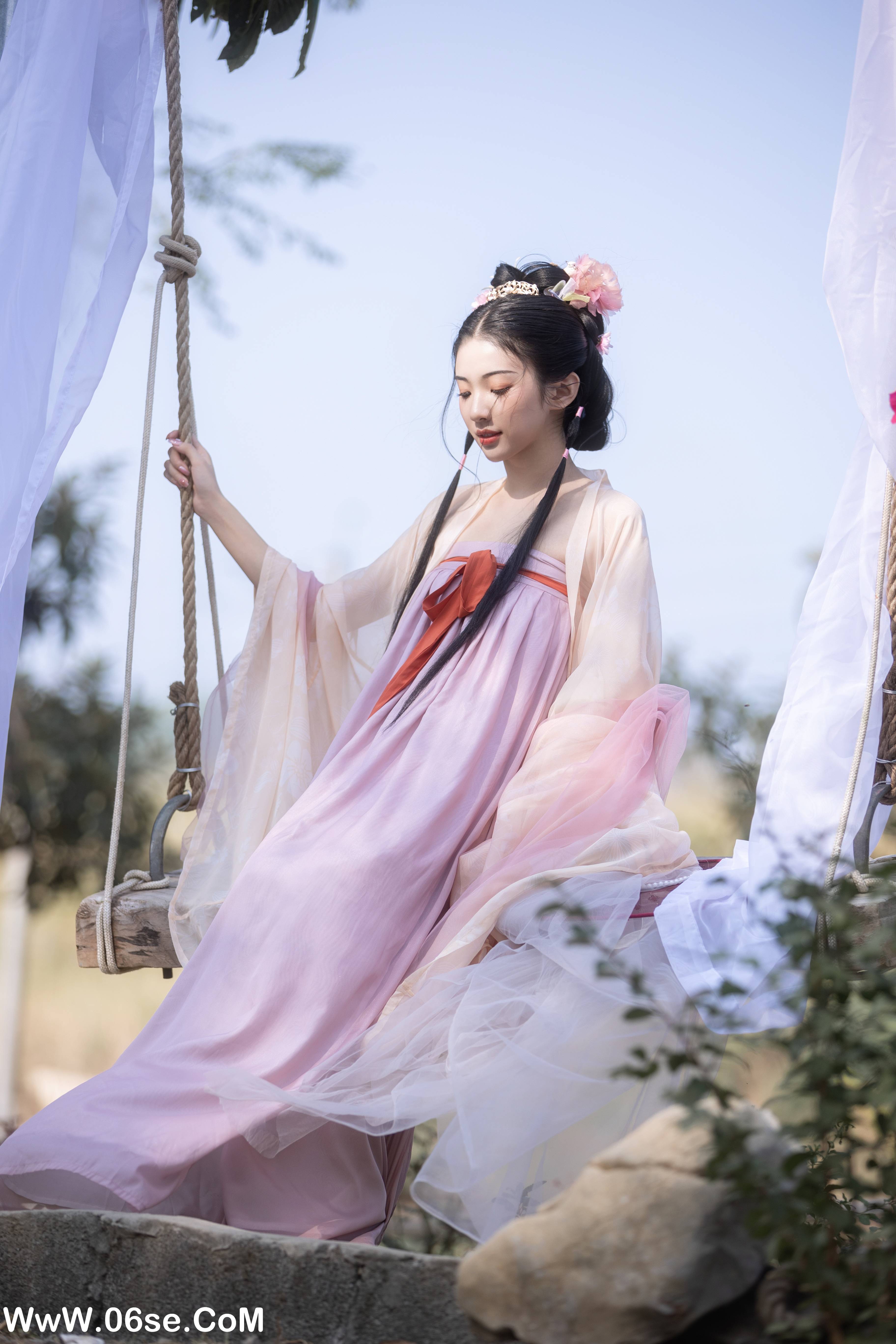 图片[26]-[YITUYU艺图语]2022.12.28 若梦 崴一下[26+1P／230MB]-六色网