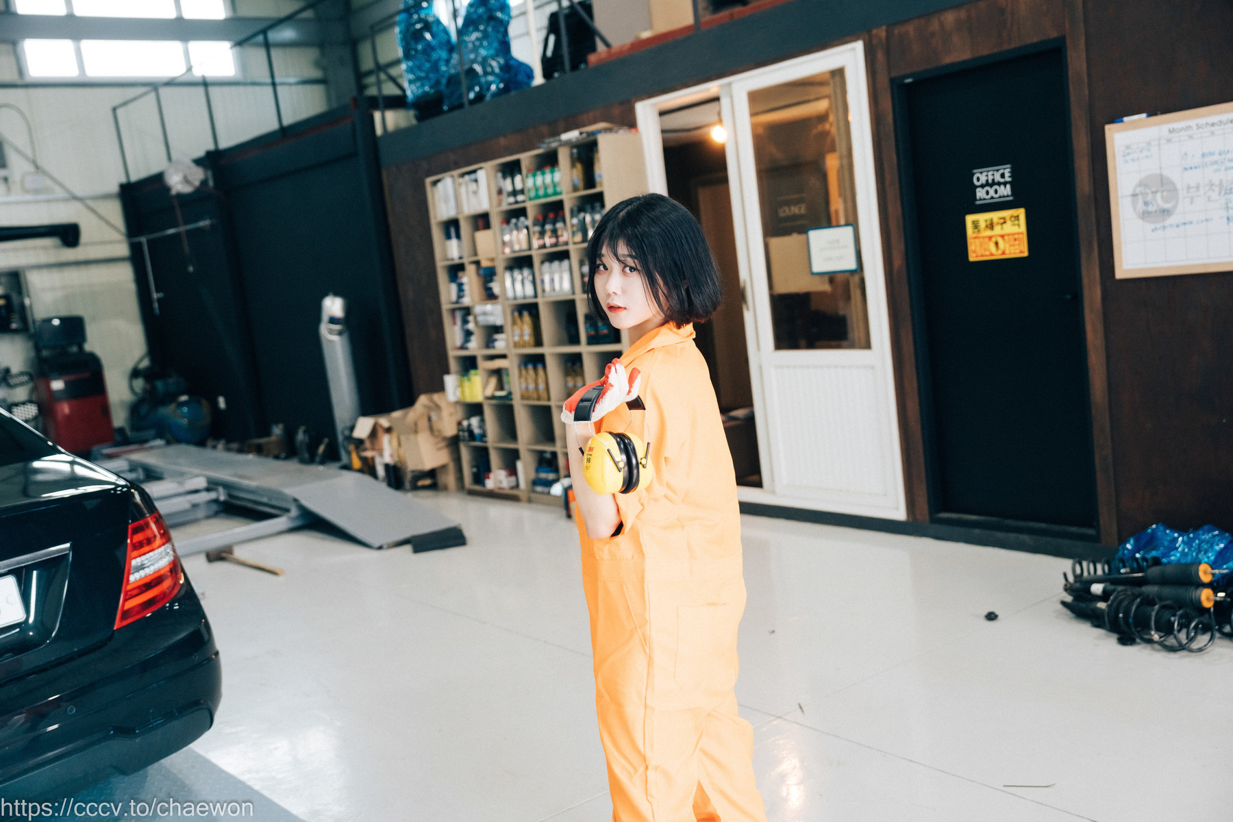 ZIA.Kwon 권지아, [Loozy] Garage Girl Set.02 3