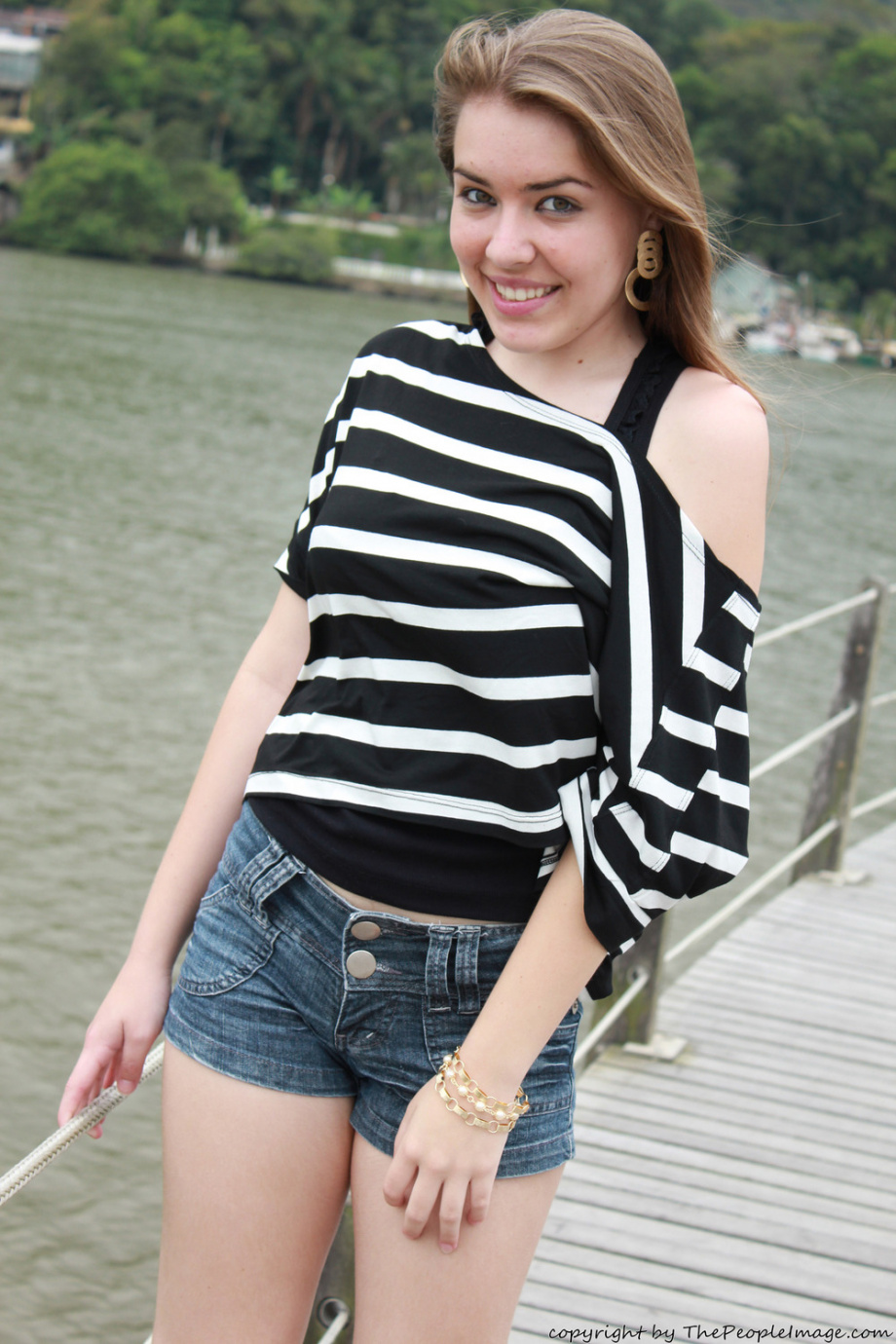 [Image: 8112af008744b390dec2a.jpg]