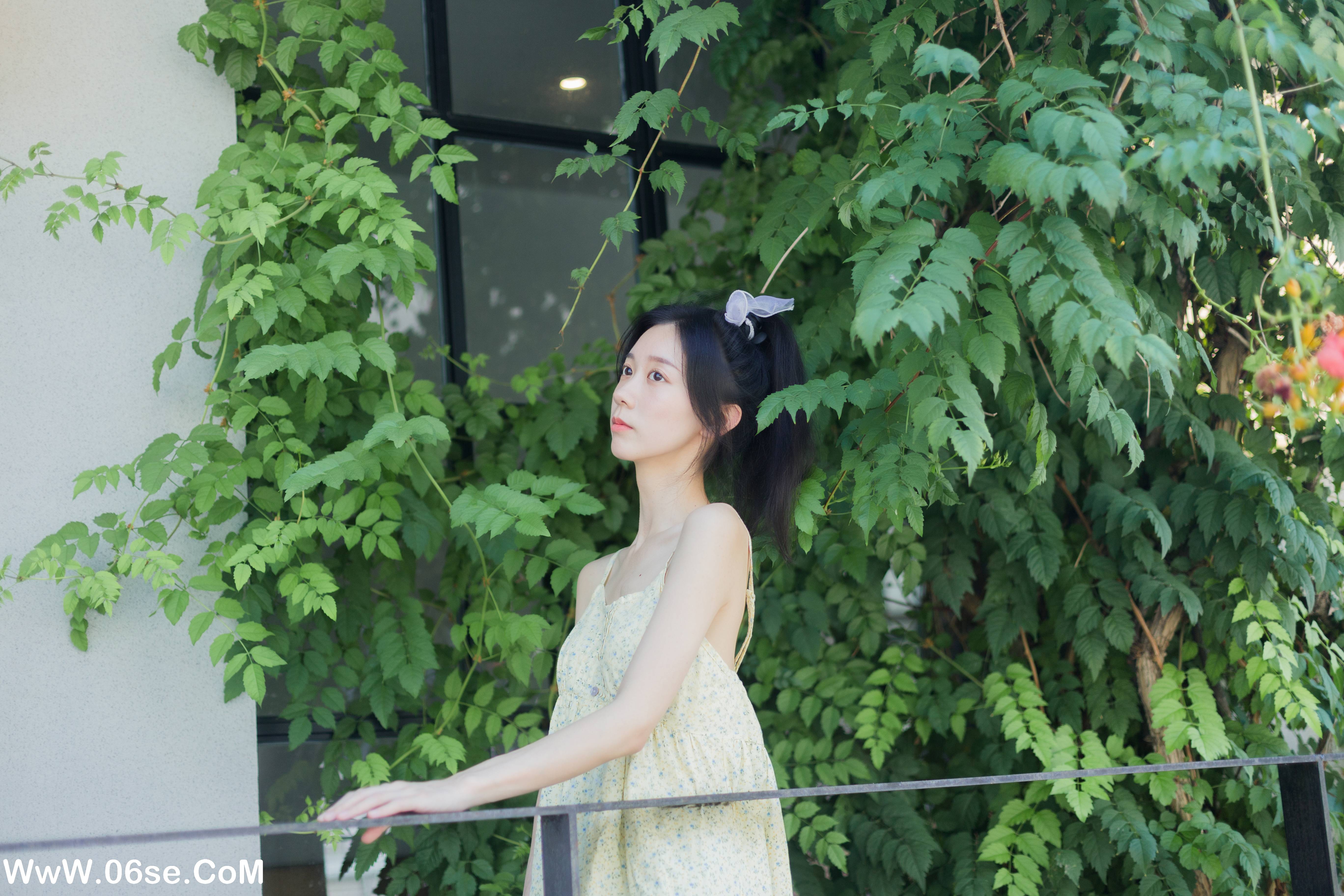 图片[33]-[YITUYU艺图语]2022.08.18 夏日凌霄 饲猫少女-[32+1P／311MB]-六色网
