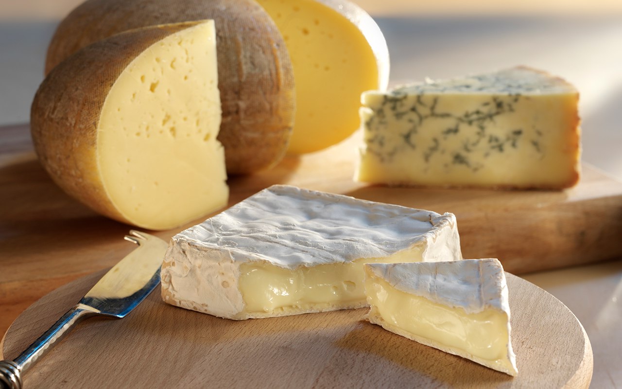 Как делается сыр. Сыр в Британии. Самый вкусный сыр в мире. Органический сыр. Британский сыр с манго.