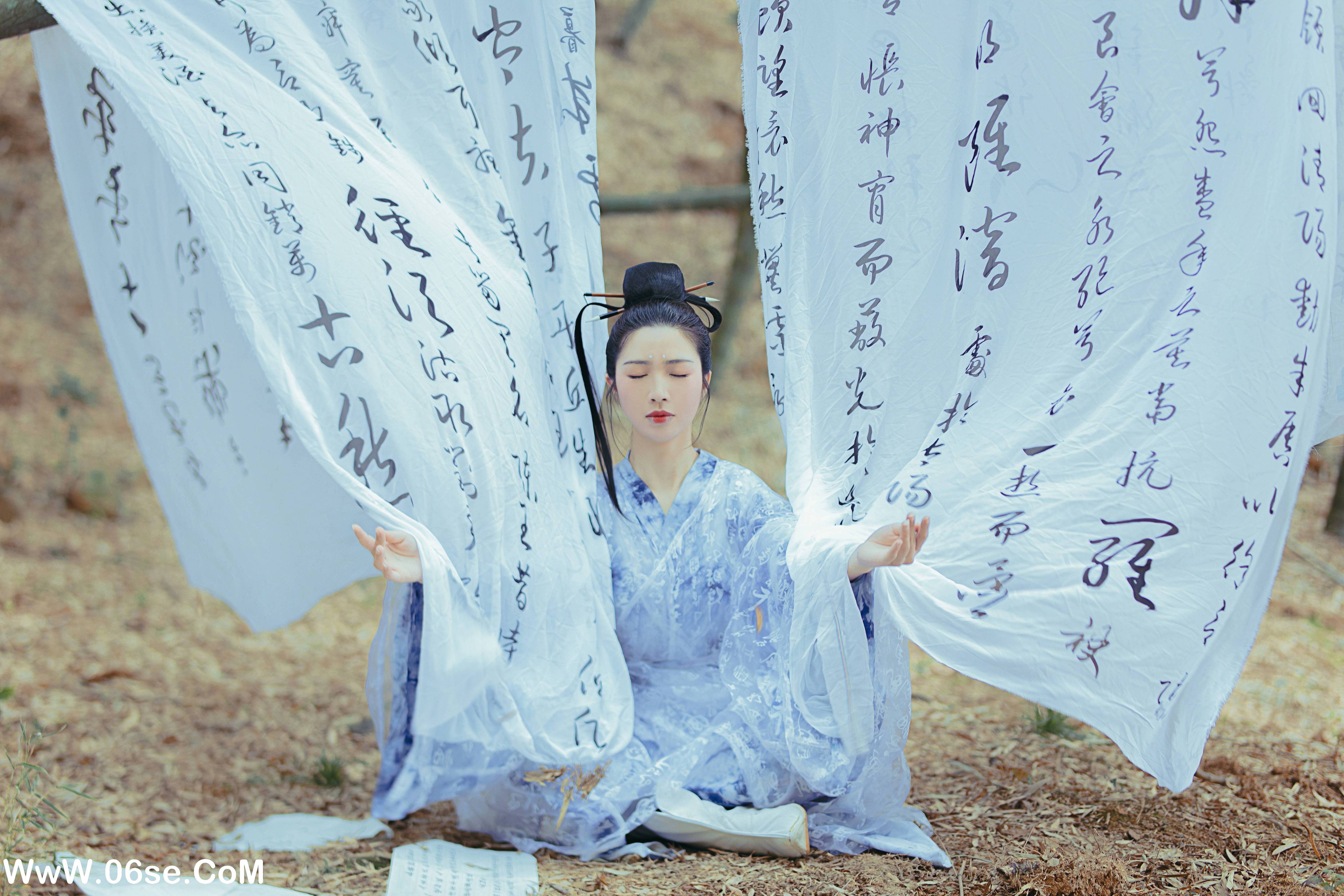 图片[15]-[YITUYU艺图语]2022.08.24 笔仙 君心蓝[21+1P／378MB]-六色网