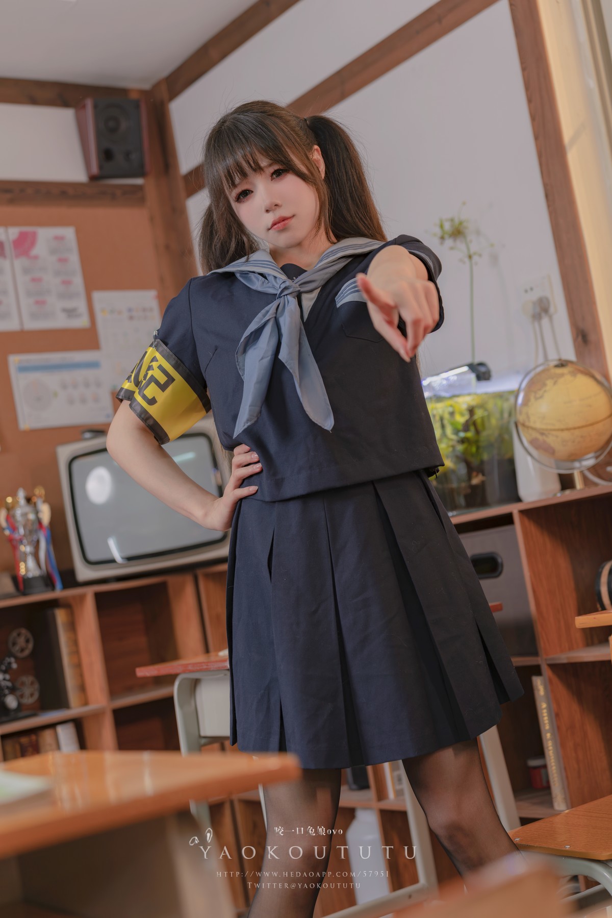 Cosplay 黏黏团子兔 六月订阅『学生会长竞选中』脸红的思春期 8
