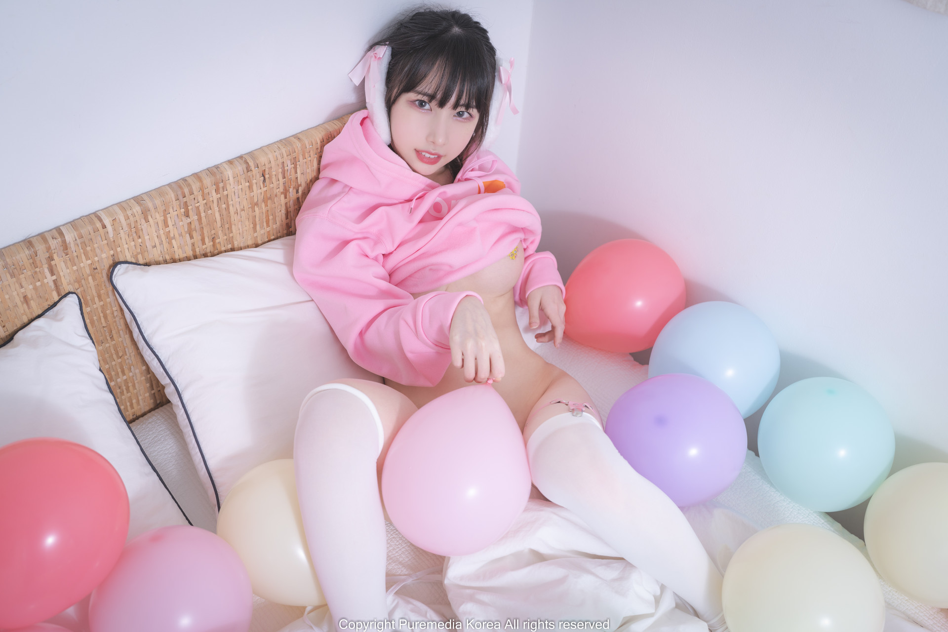 Uhye 이유혜, [PURE MEDIA] Vol.165 누드 디지털화보 Set.01 33