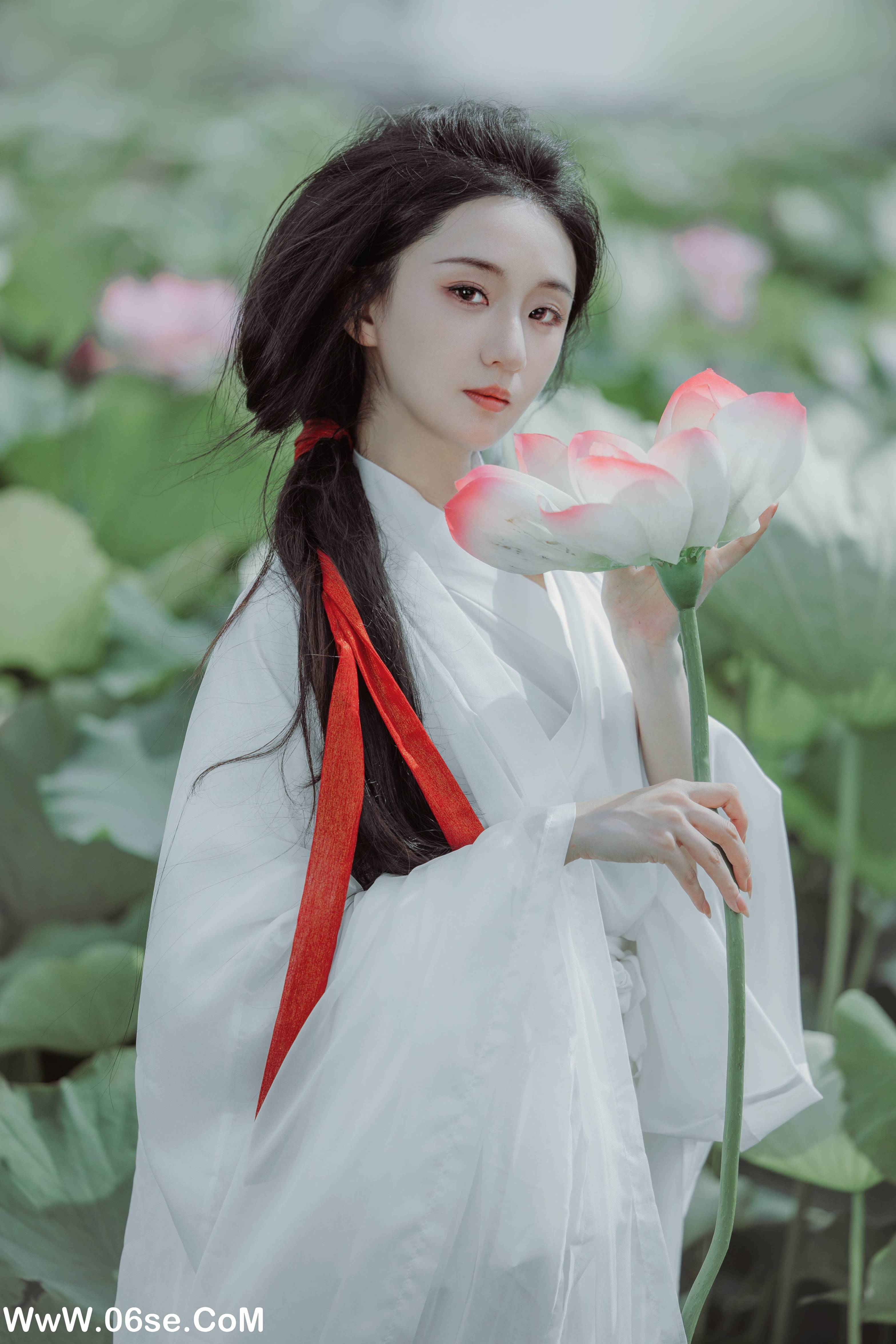 图片[23]-[YITUYU艺图语]2022.08.06 荷花 柒苡安[22+1P／249MB]-六色网