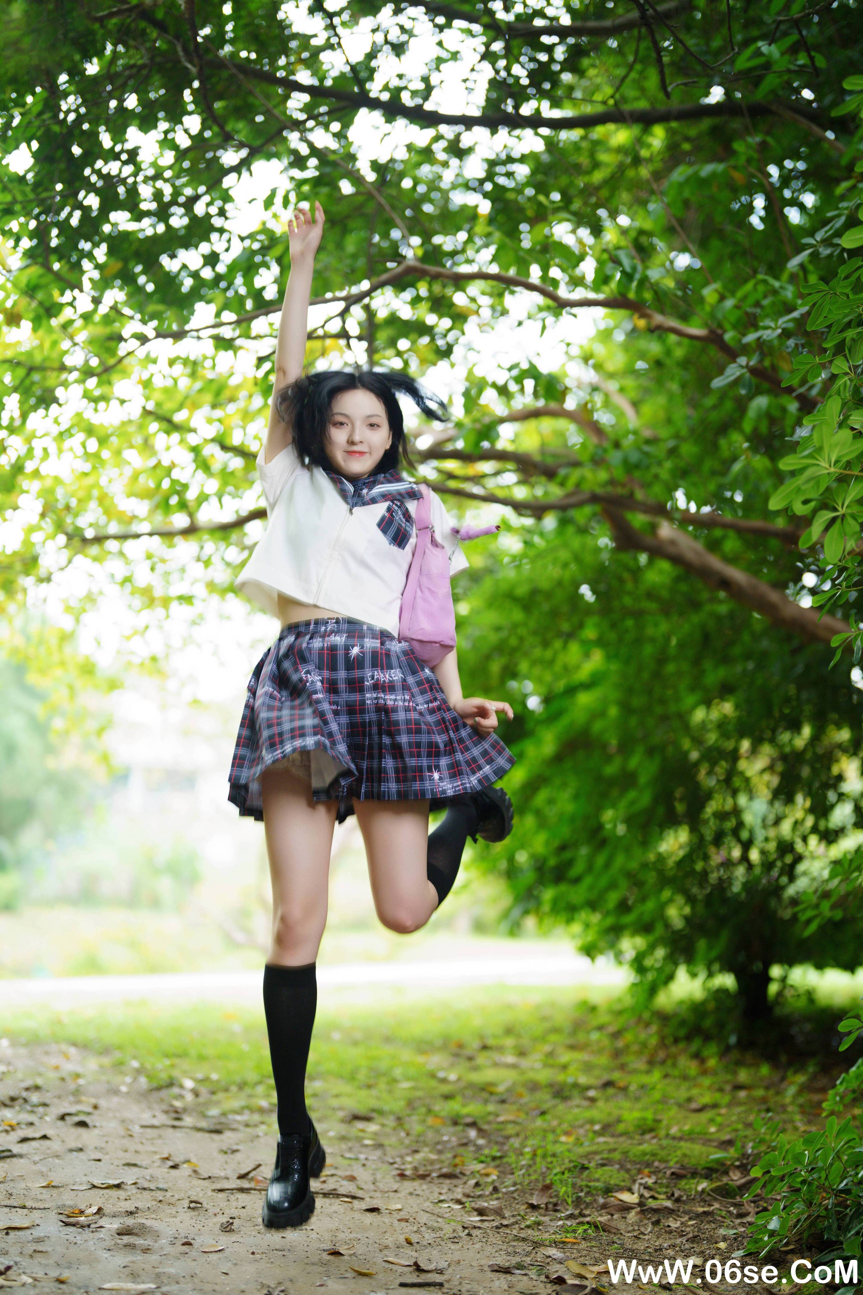 图片[12]-[YITUYU艺图语]2021.11.12 花田里的JK少女 dudu[50+1P／0.98GB]-六色网