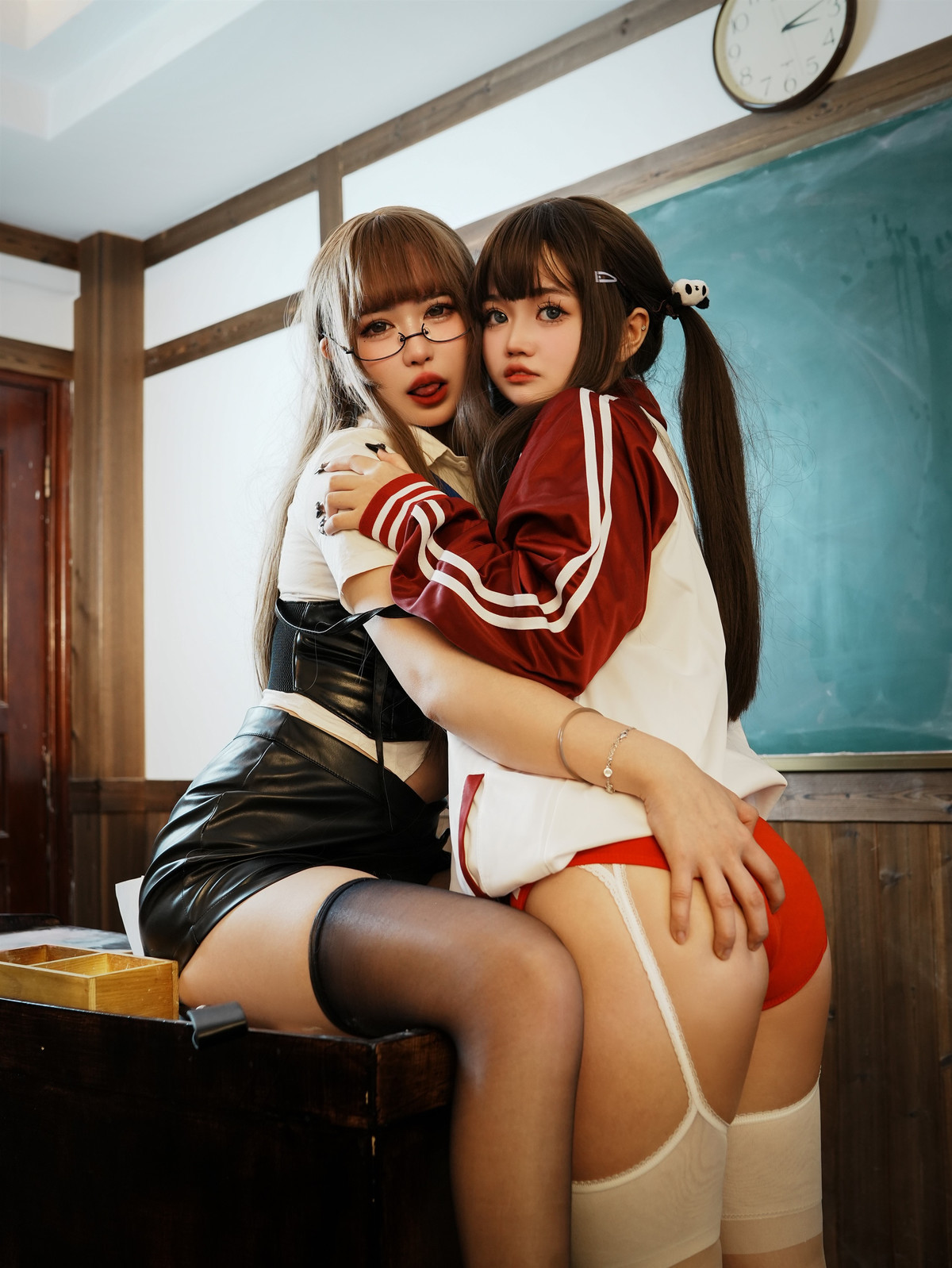 Cosplay Tina很妖孽呀 双马尾学生与老师 4