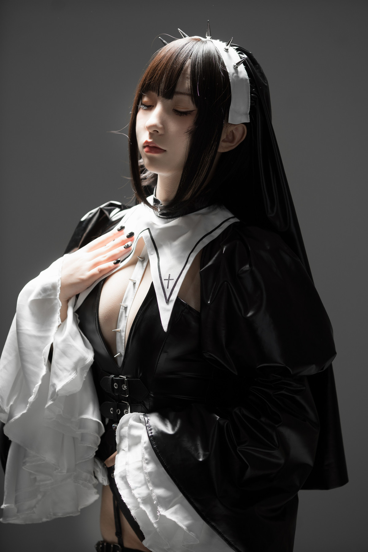 Cosplay 花铃 杀戮修女 36