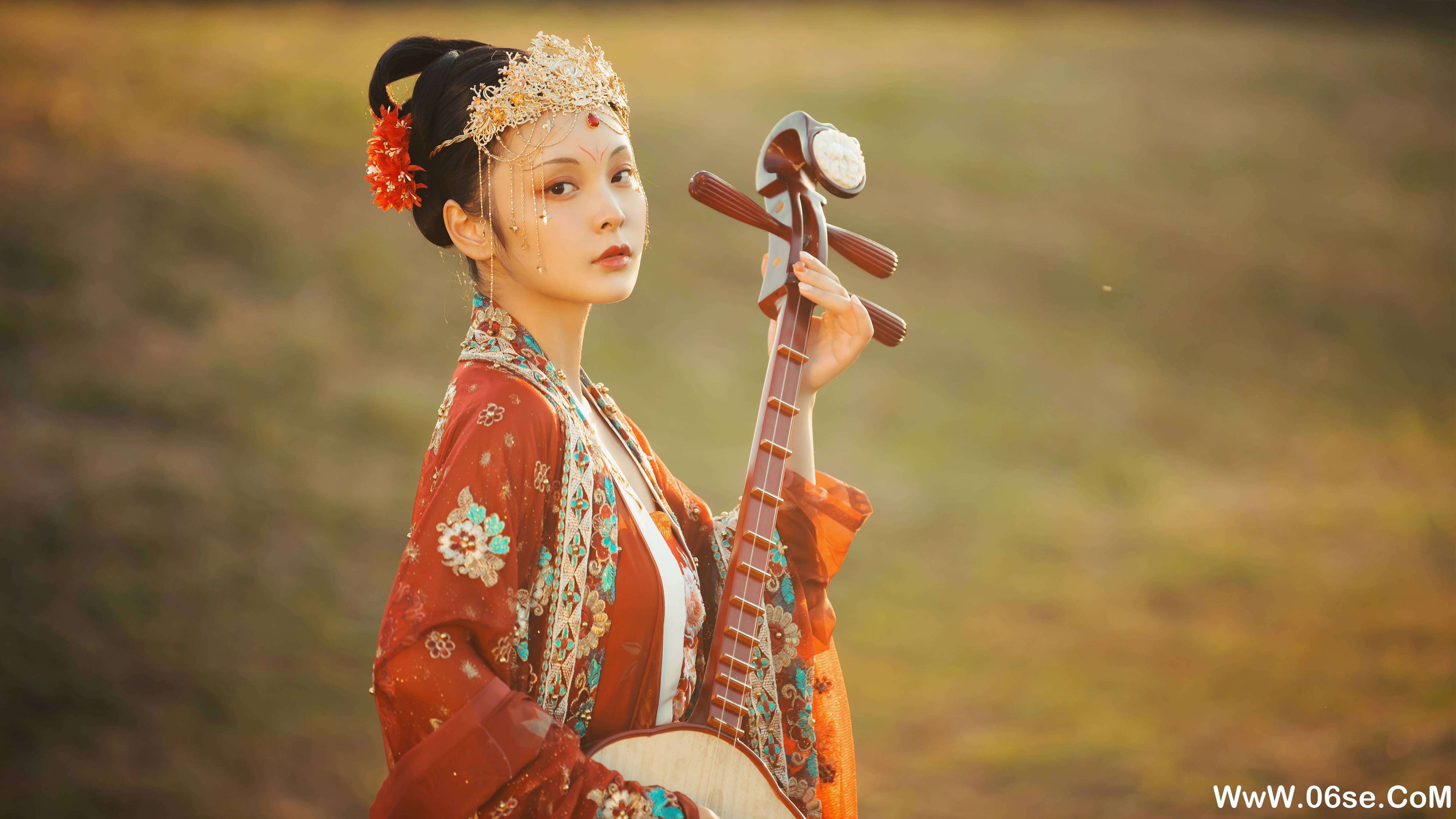 图片[5]-[YITUYU艺图语]2021.07.19 芦苇晚风鸣 Sunnyufei元気姬[23+1P／318MB]-六色网