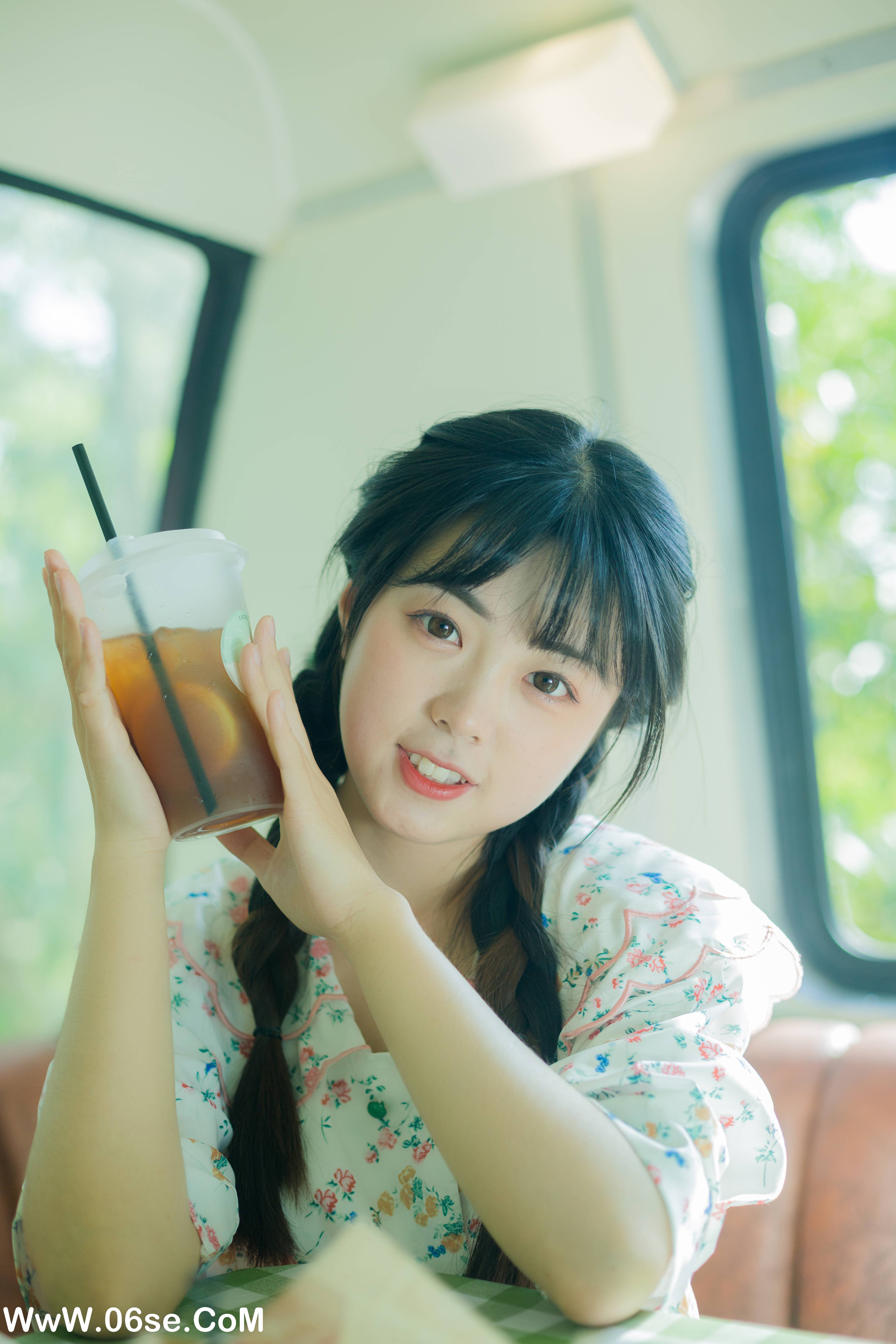 图片[24]-[YITUYU艺图语]2022.09.11 藏在巴士角落的快乐 可爱泡泡呀[27+1P／246MB]-六色网