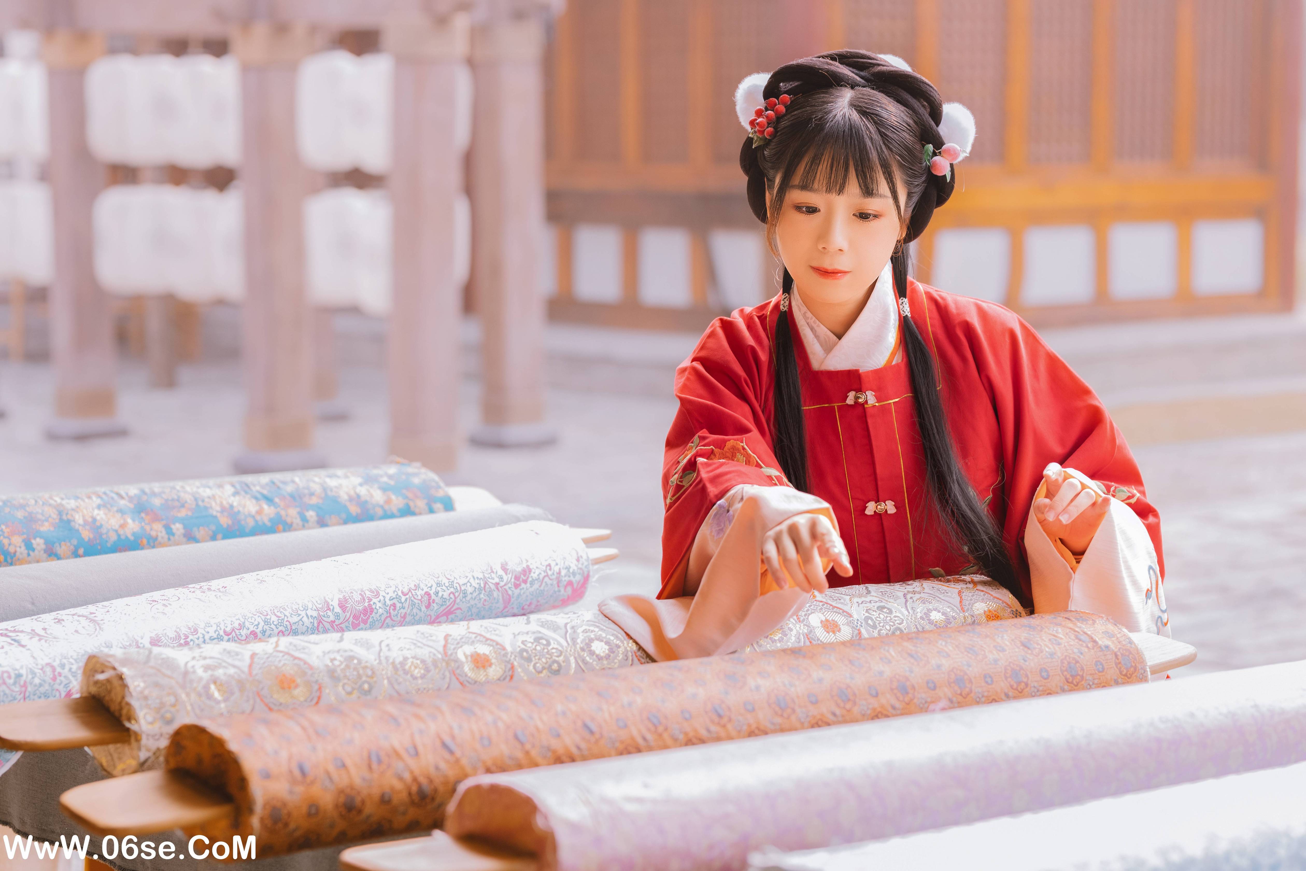 图片[20]-[YITUYU艺图语]2022.10.01 新年快乐 Suky喜欢软绵绵毛茸茸的团子[28+1P／305MB]-六色网