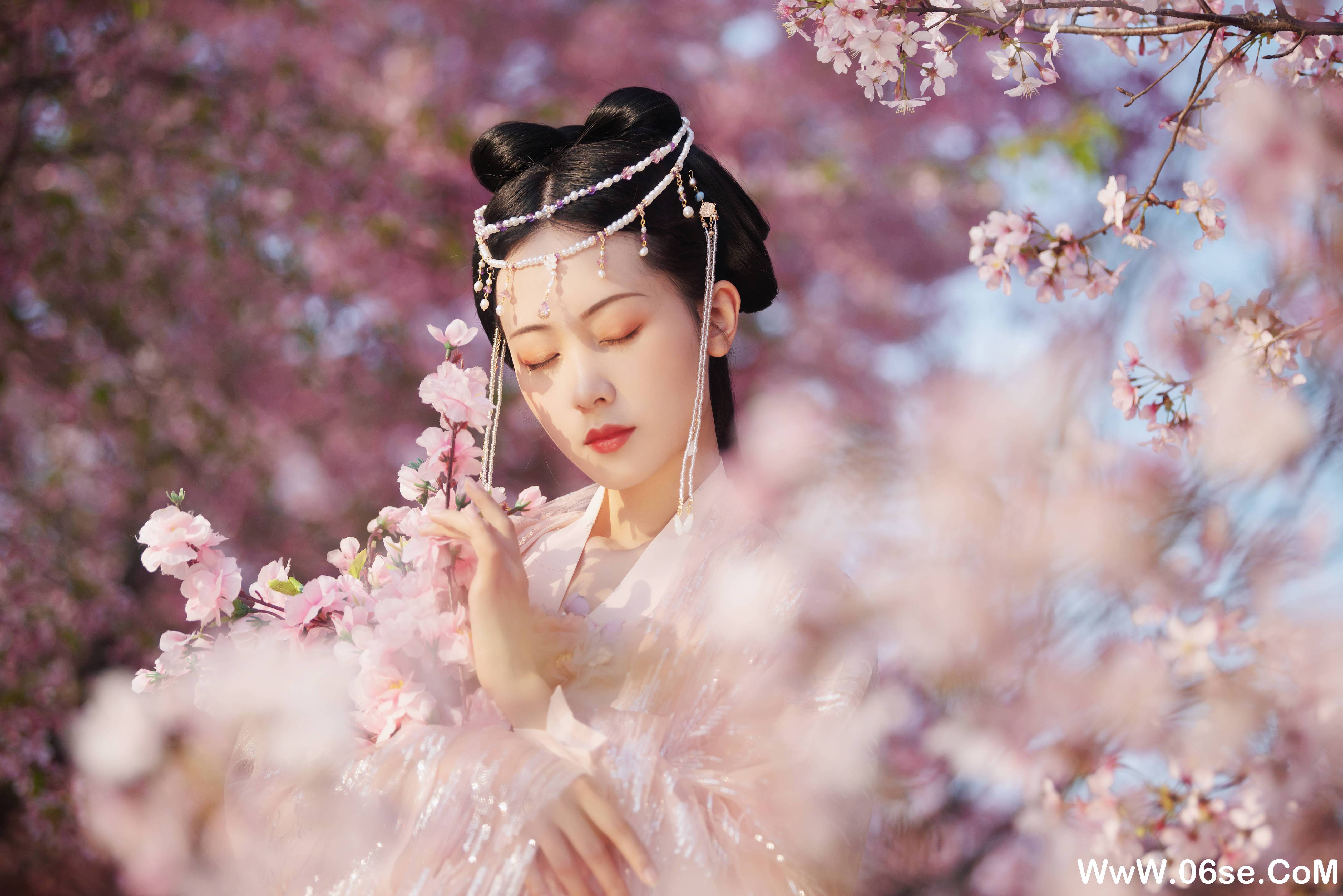 图片[26]-[YITUYU艺图语]2021.04.15 桃夭 小熊[27+1P／502MB]-六色网