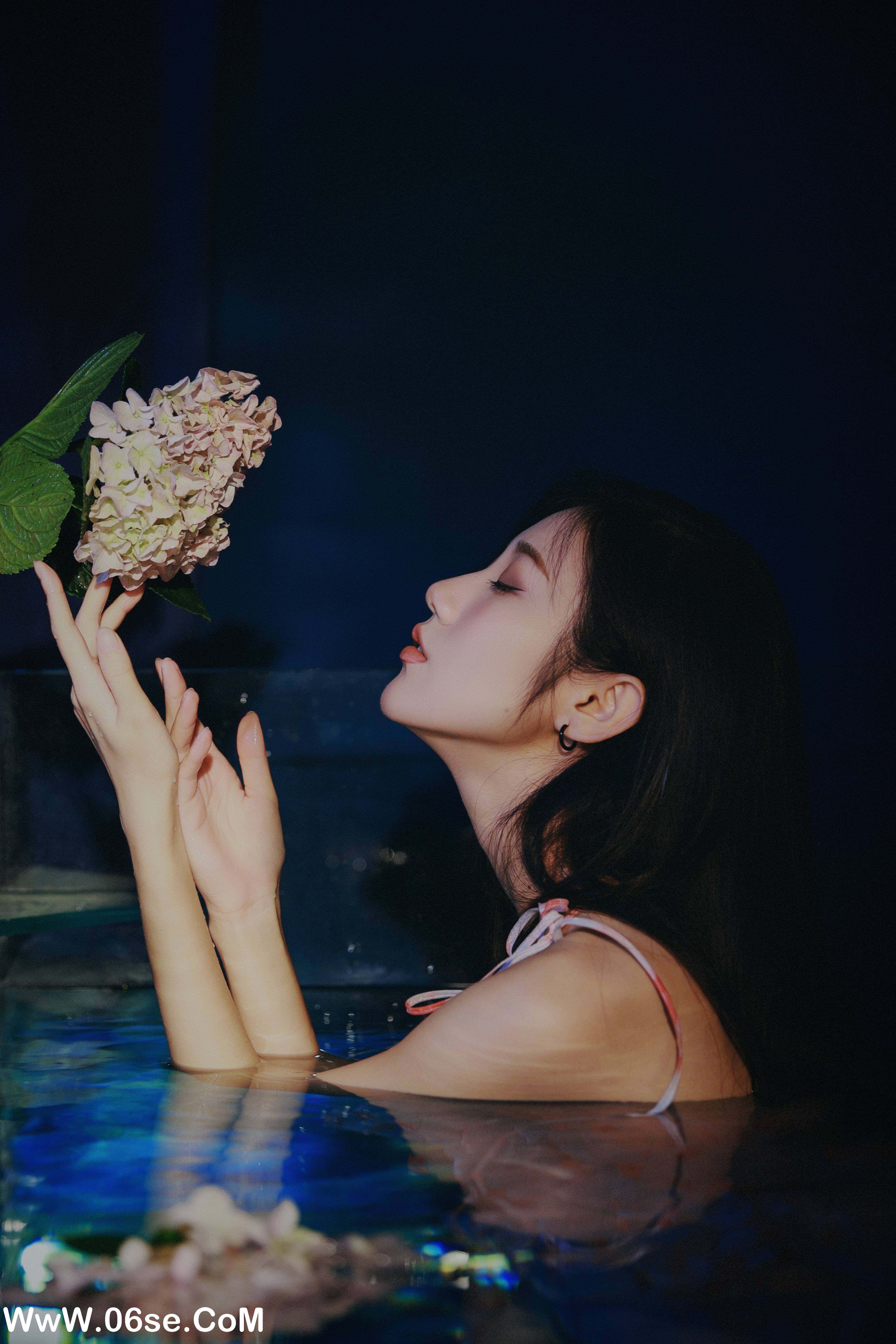 图片[42]-[YITUYU艺图语]2022.08.27 有人喜欢蓝 阿万[44+1P／644MB]-六色网