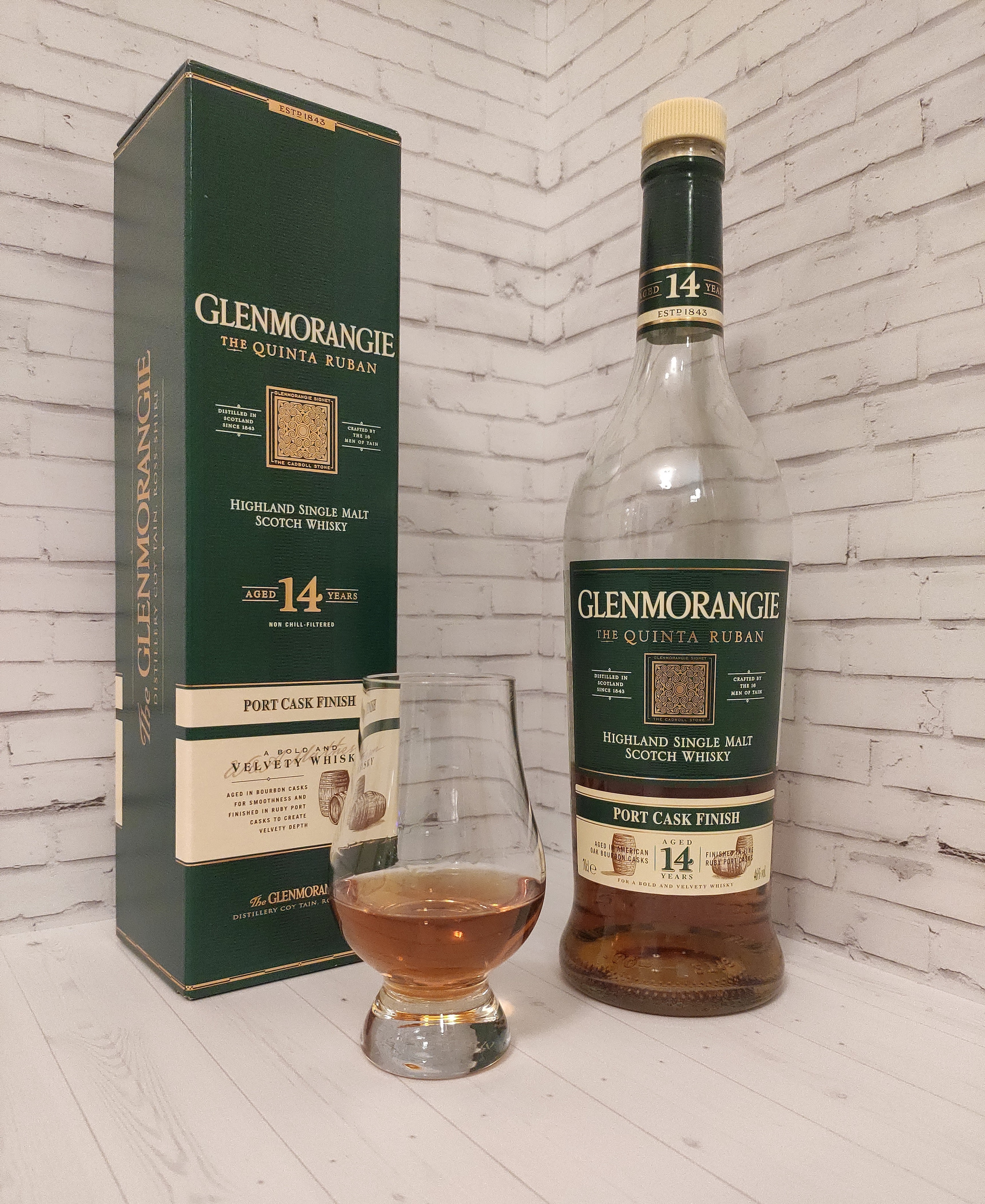 Glenmorangie 14. Виски Glenmorangie "the Quinta ruban". Виски шотландский односолодовый Гленморанджи Кинта Рубан. Гленморанджи Кинта Рубан 14. Виски Glenmorangie 14.