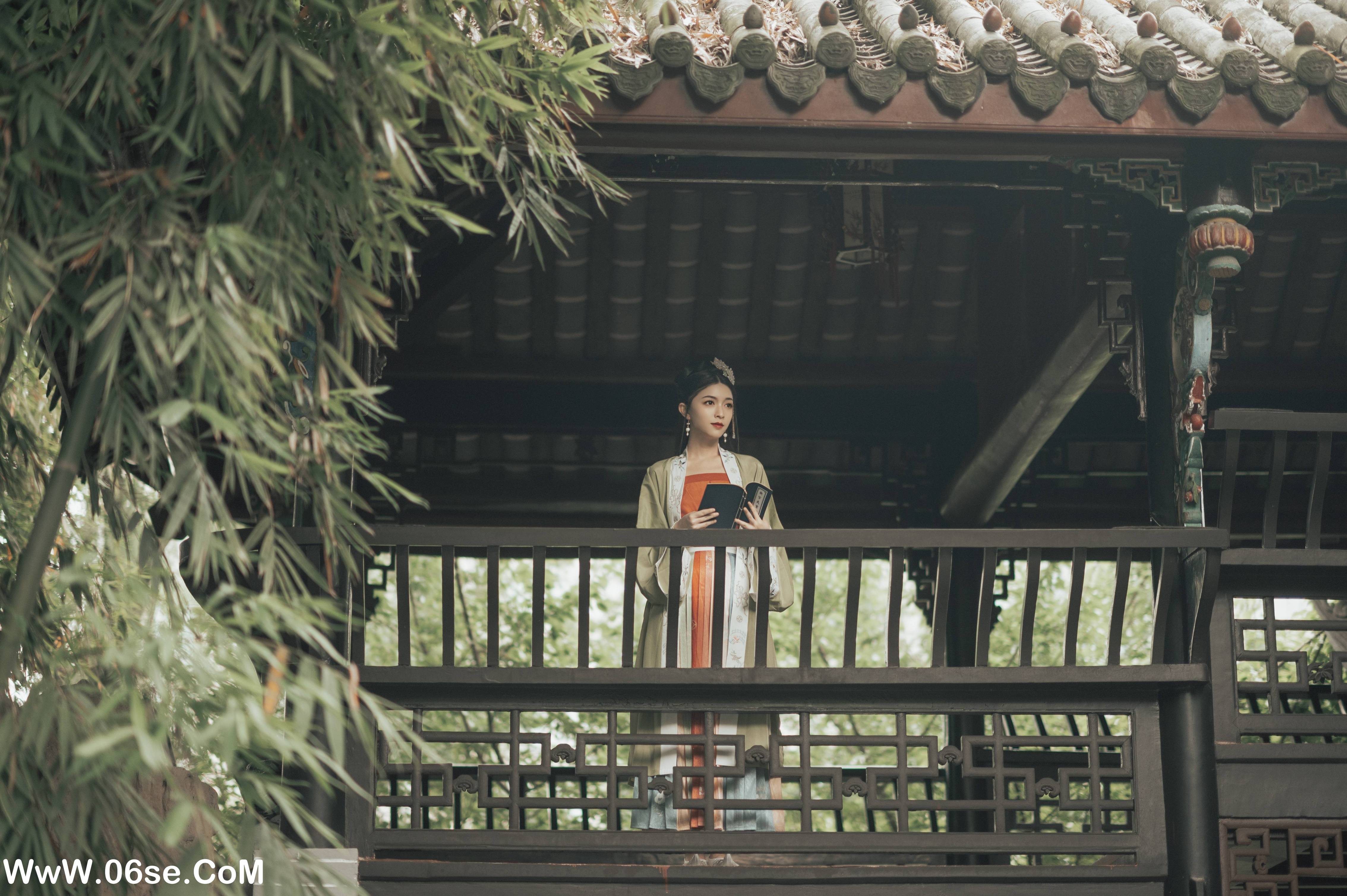 图片[3]-[YITUYU艺图语]2022.07.12 入江南 辛冉[32+1P／356MB]-六色网